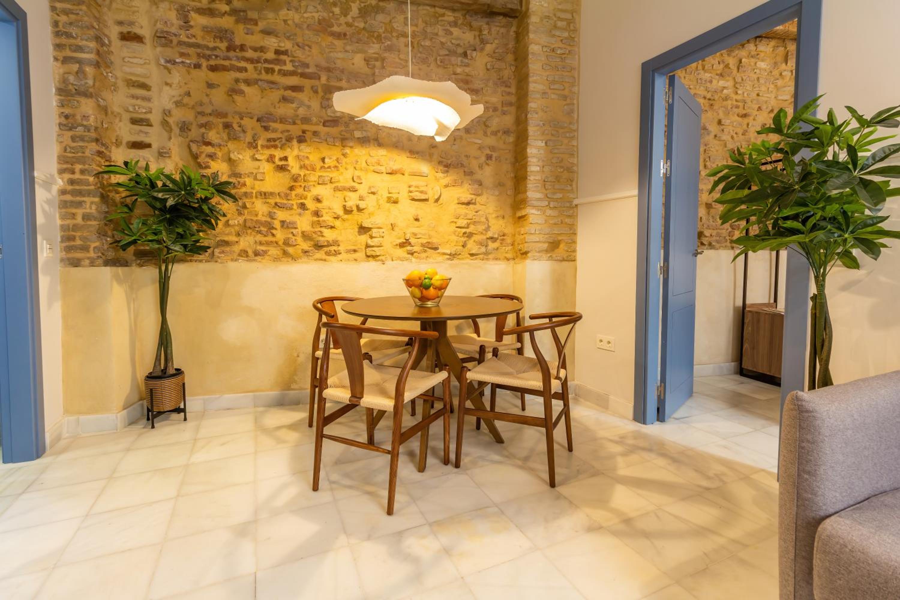 One-Bedroom Apartment with Patio - Ground Floor - Photo 12