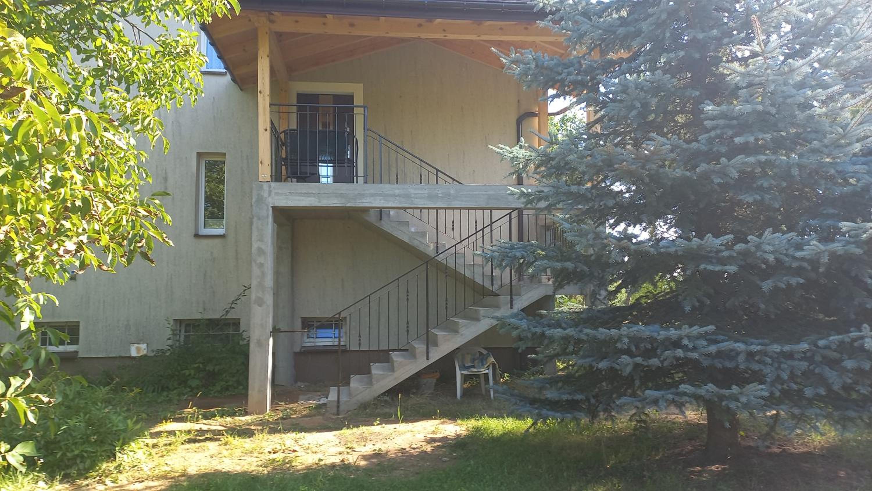 Three-Bedroom Apartment - Photo 2
