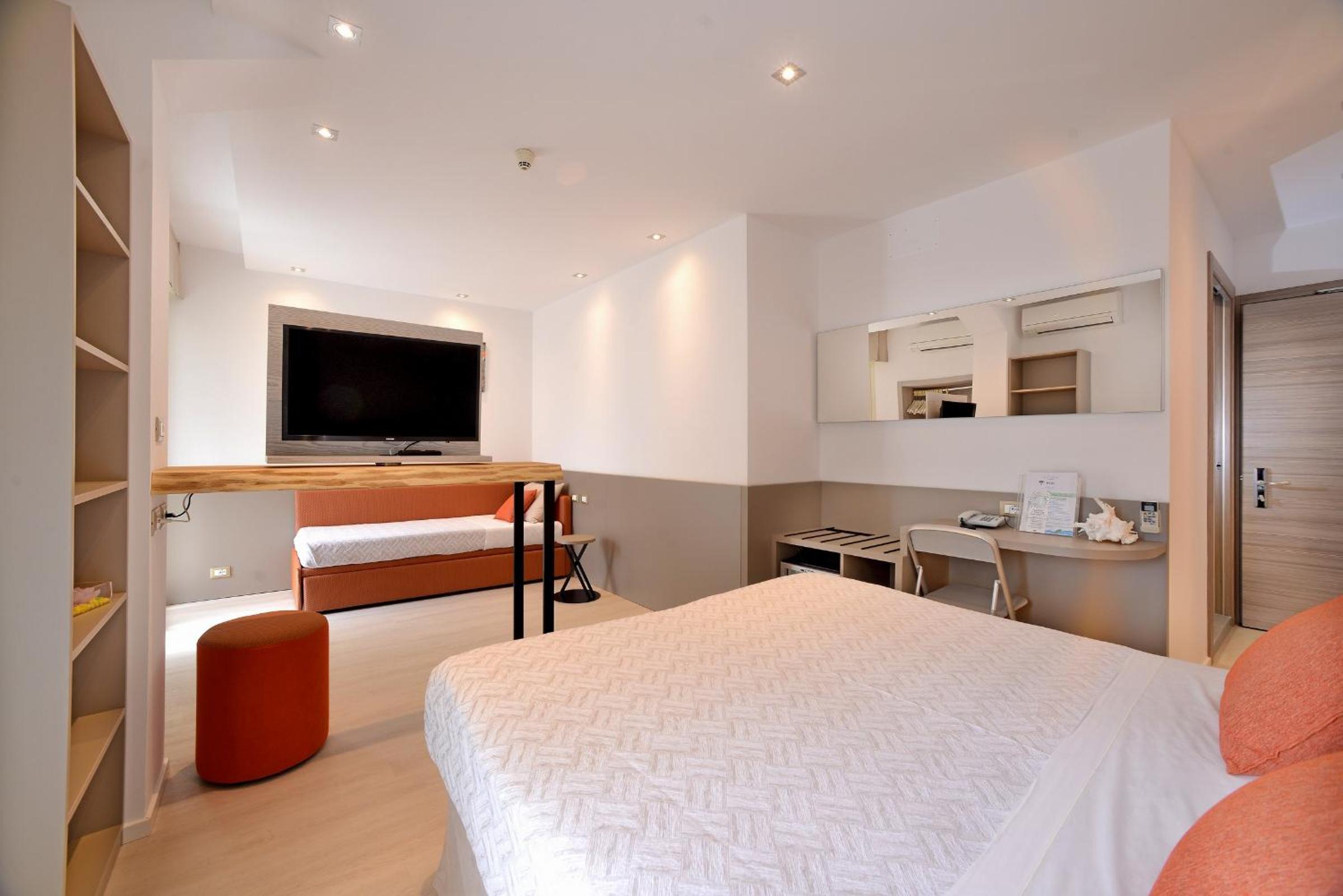 Superior Triple Room