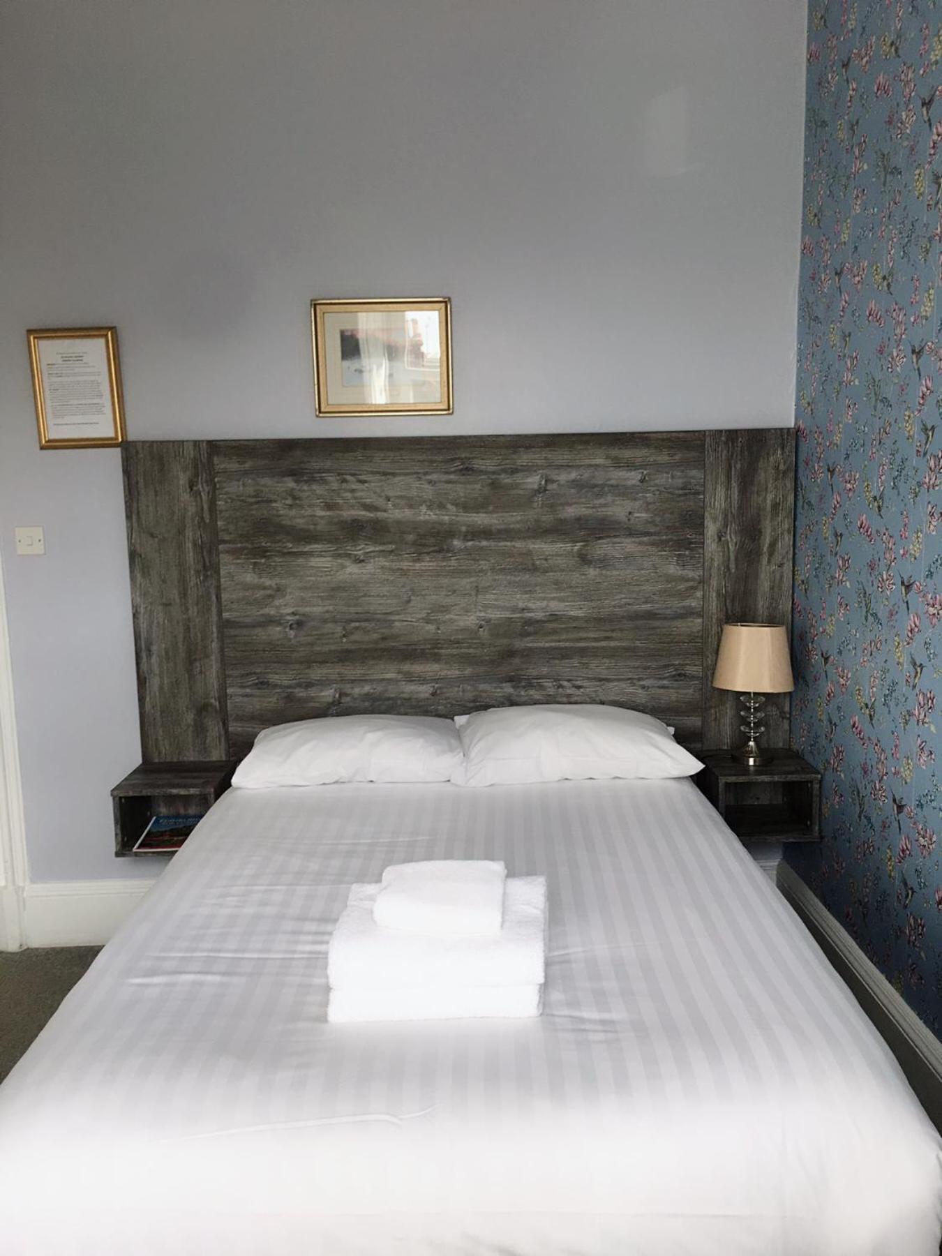 Standard Double Room - Photo 1