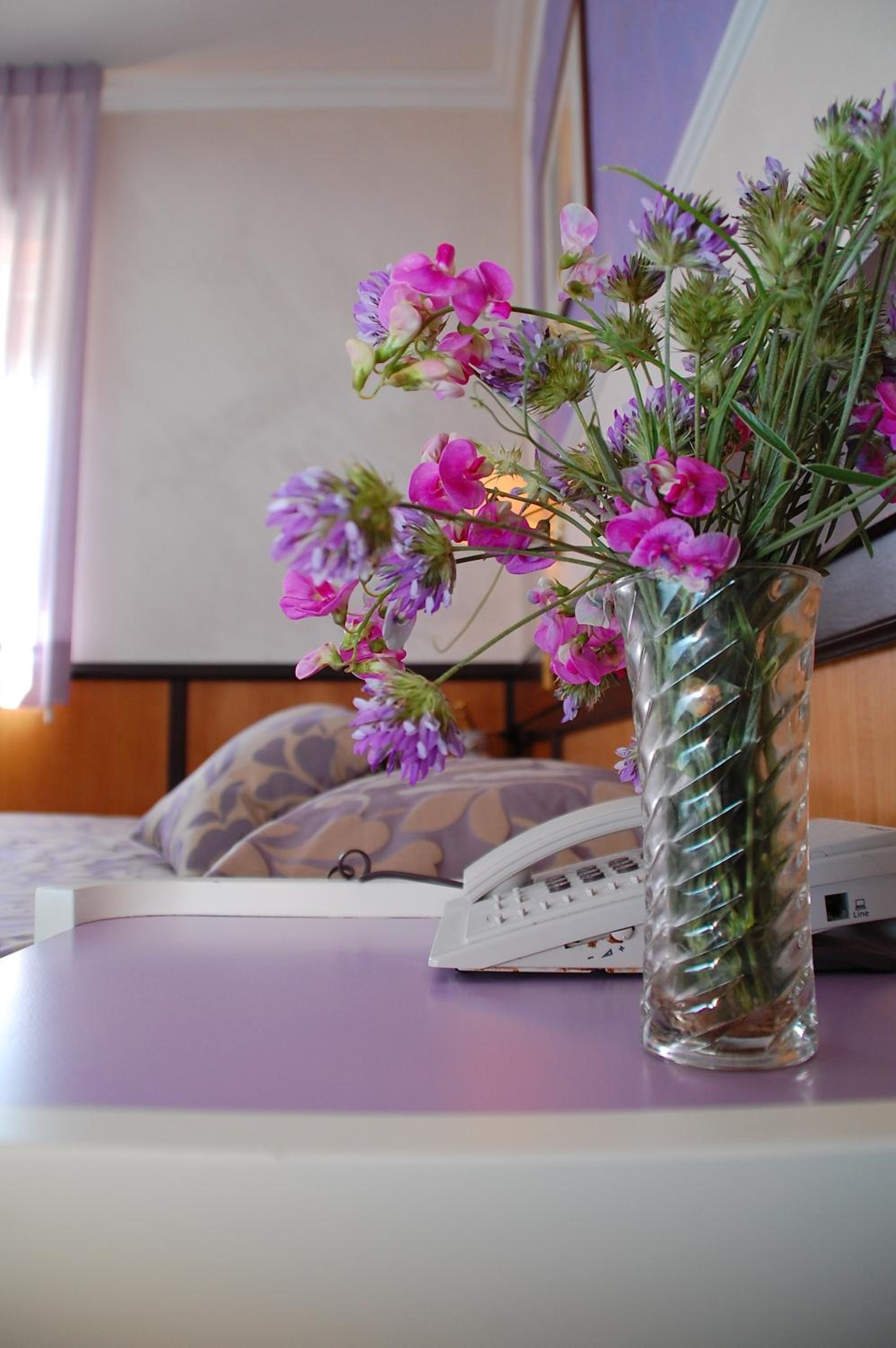 Double Room - Photo 7