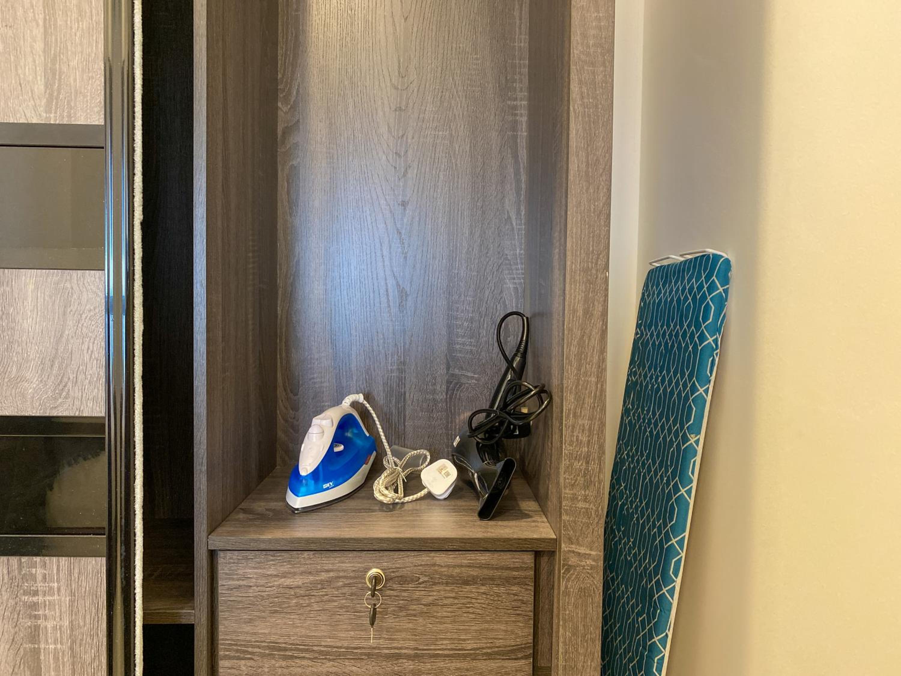 Two-Bedroom Apartment - Photo 2