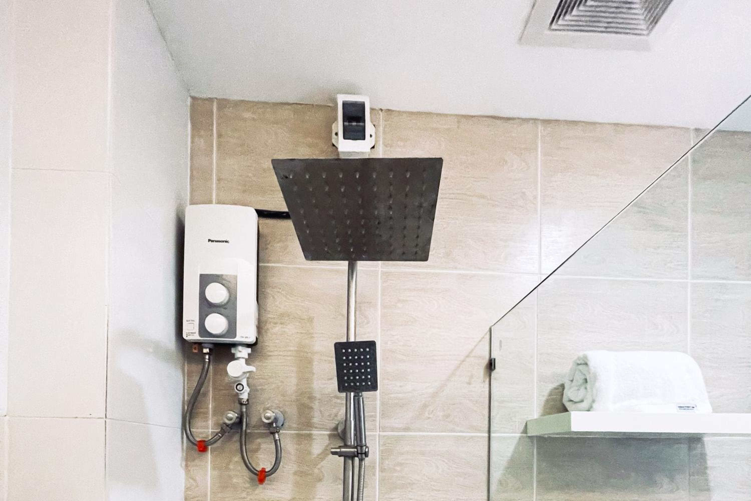 Standard Double Room with Fan - Photo 4