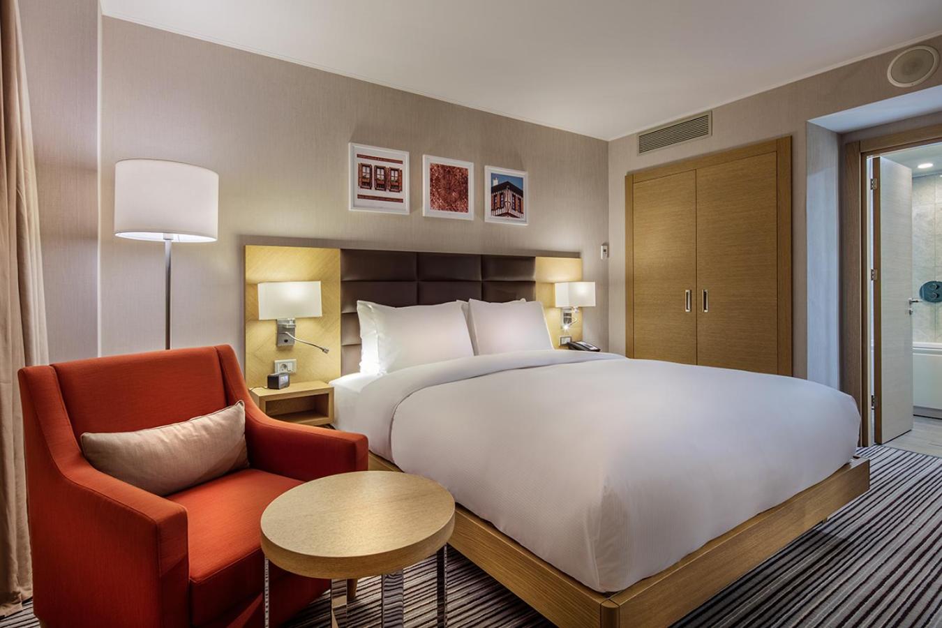 King Room