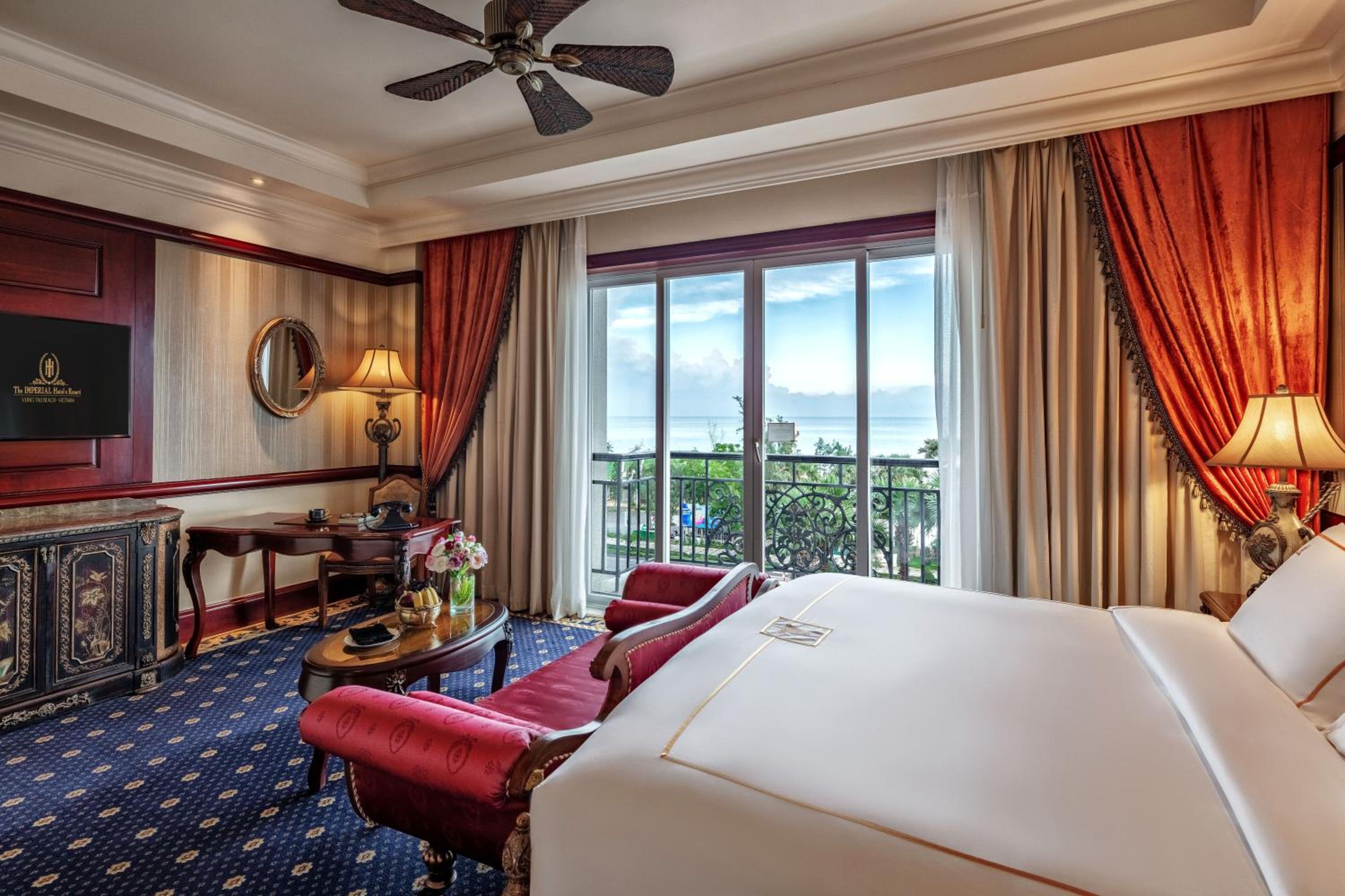 Heritage Deluxe King Oceanview - Photo 1