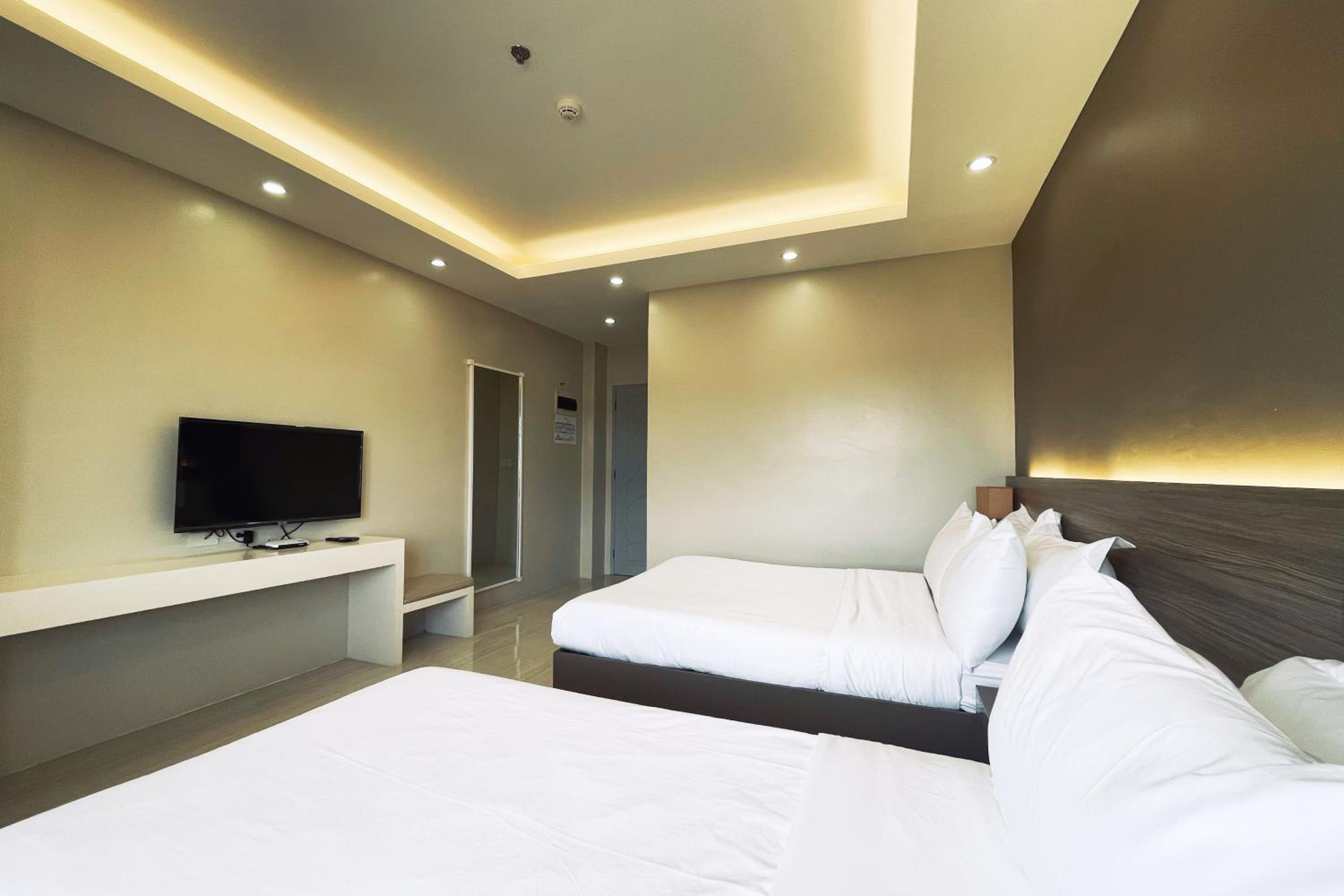 Standard Double Room - Photo 6