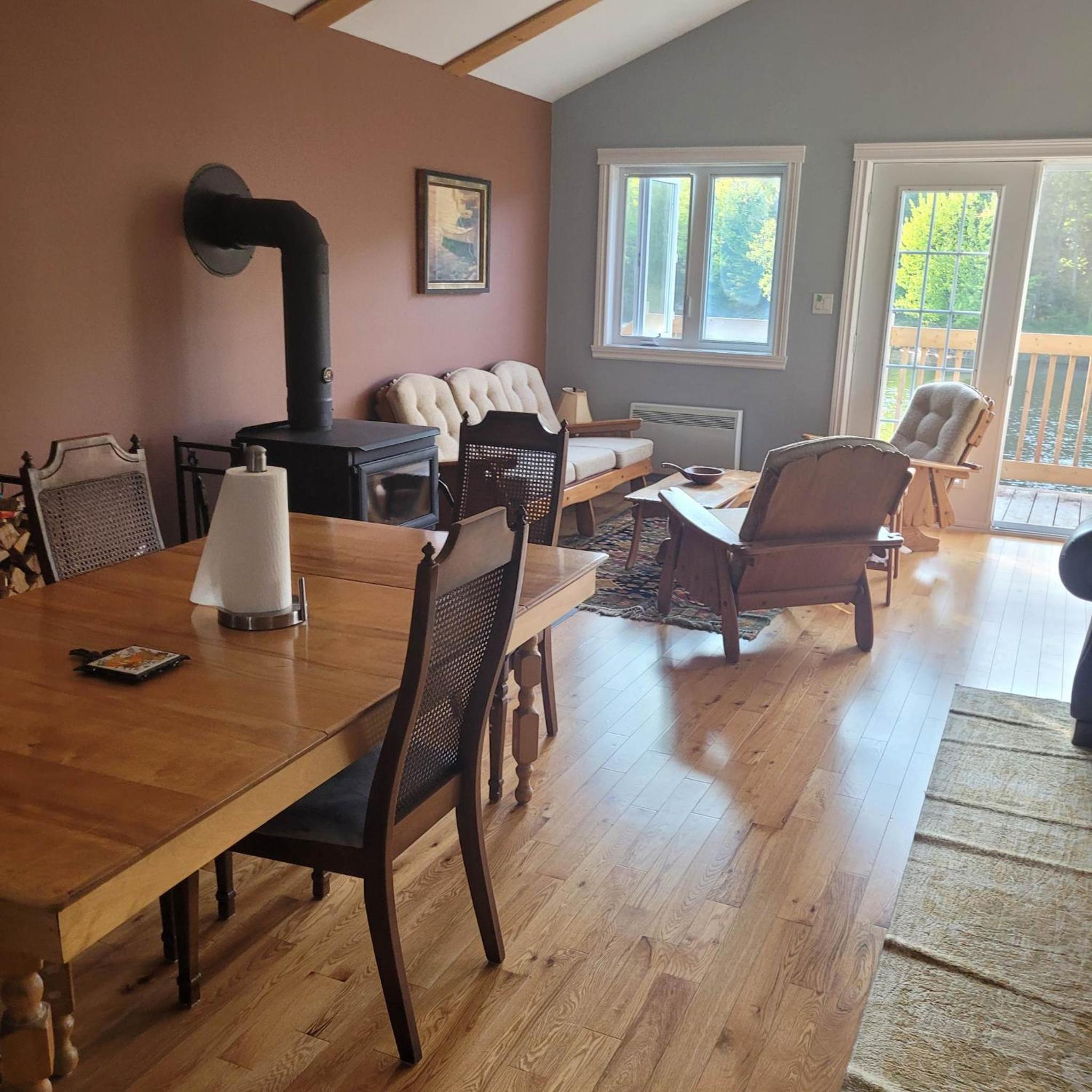 Three-Bedroom Chalet photo 2