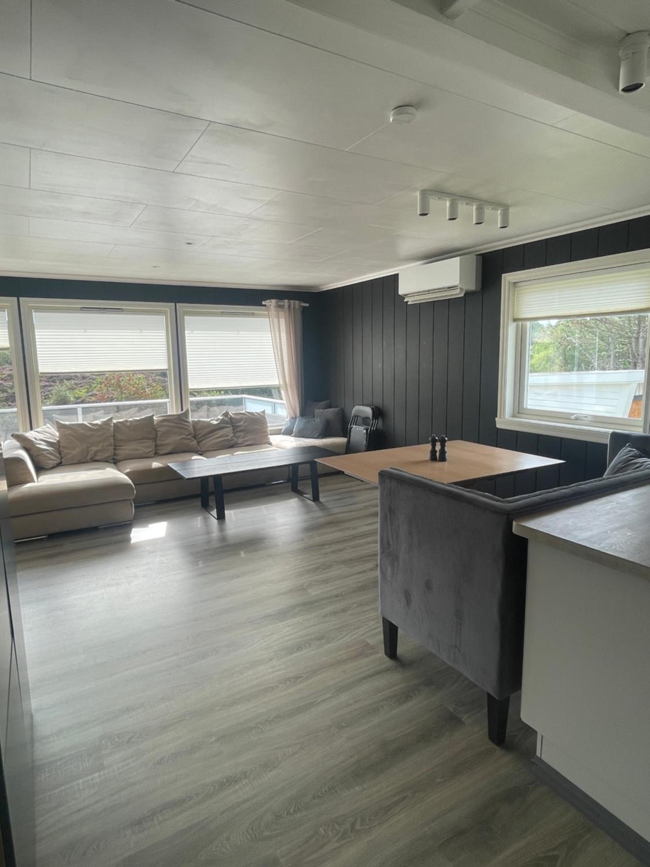 Two-Bedroom House photo 2