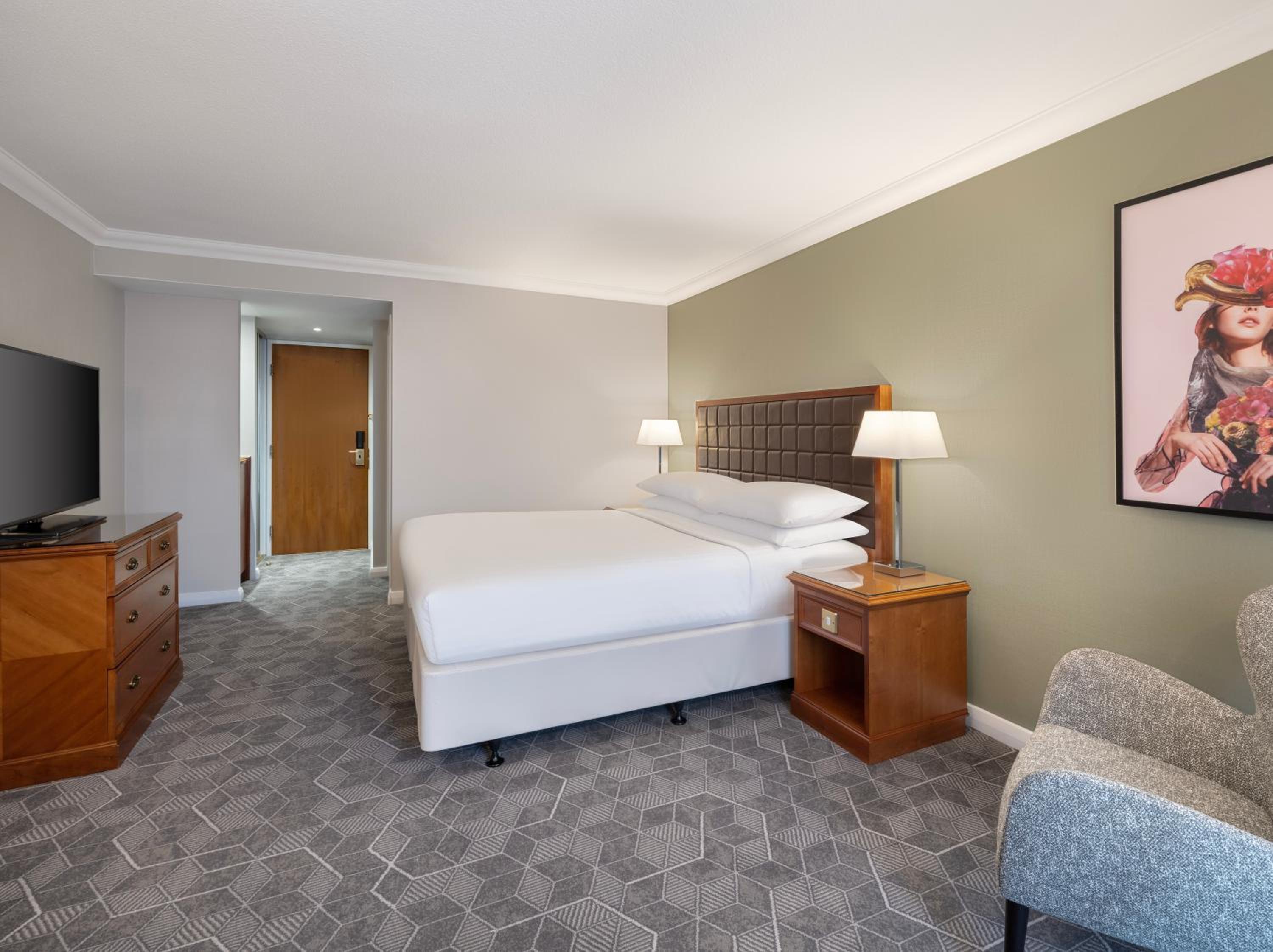 Deluxe Double Room with Sofa Bed photo 1