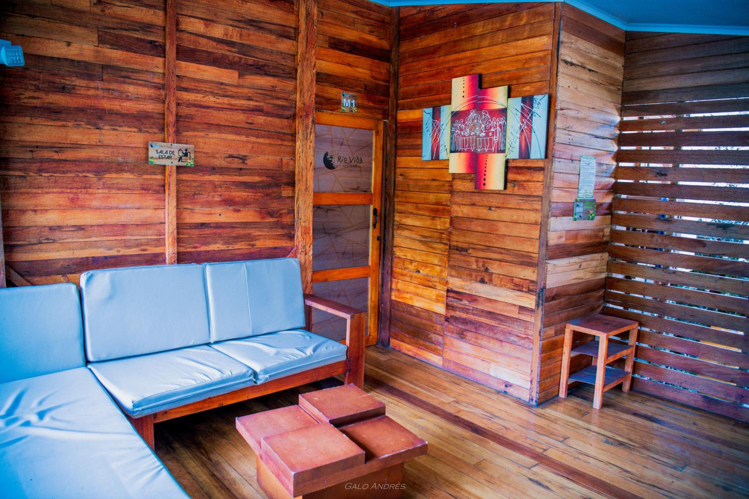 Two-Bedroom Bungalow photo 2