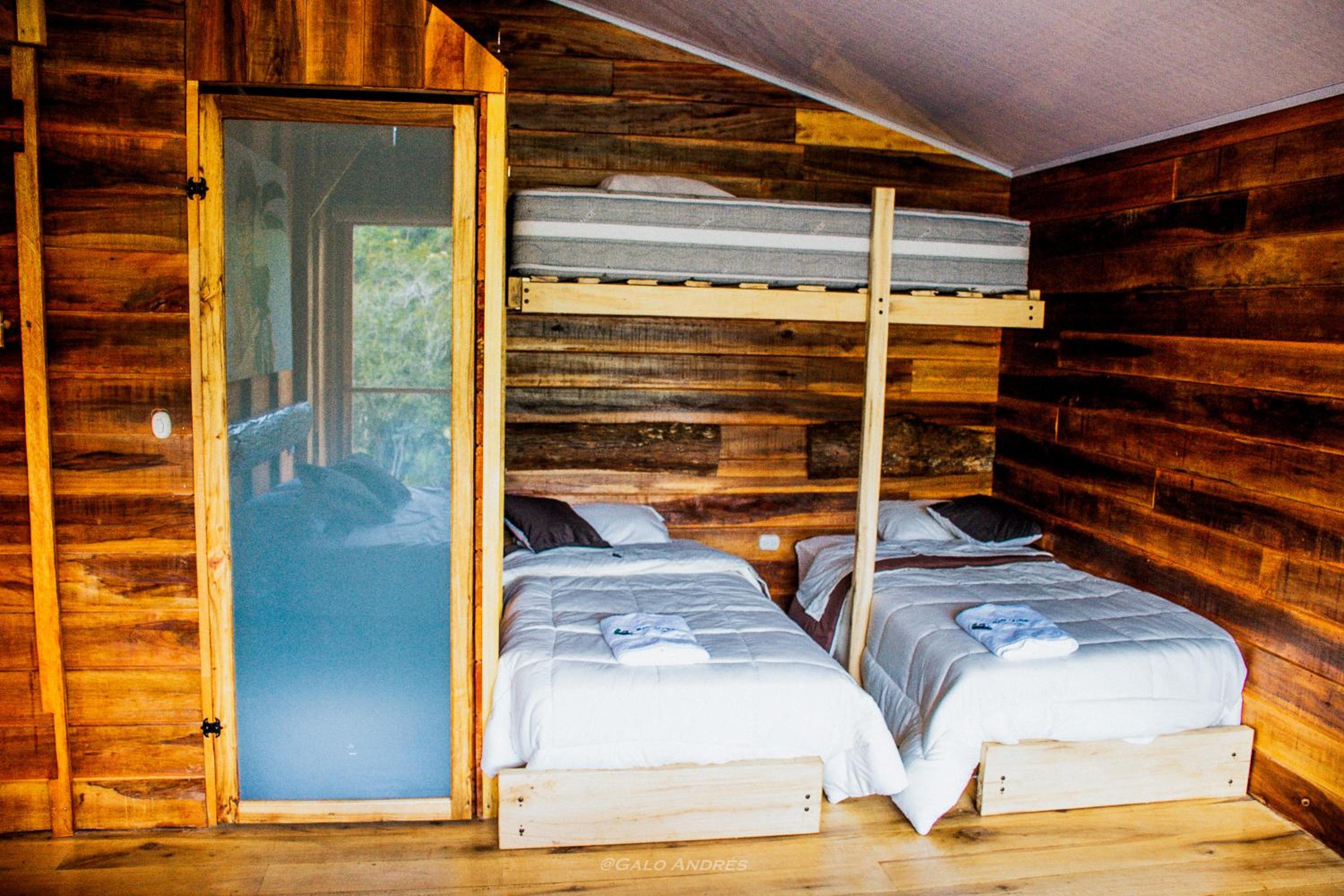 Three-Bedroom Cottage photo 1