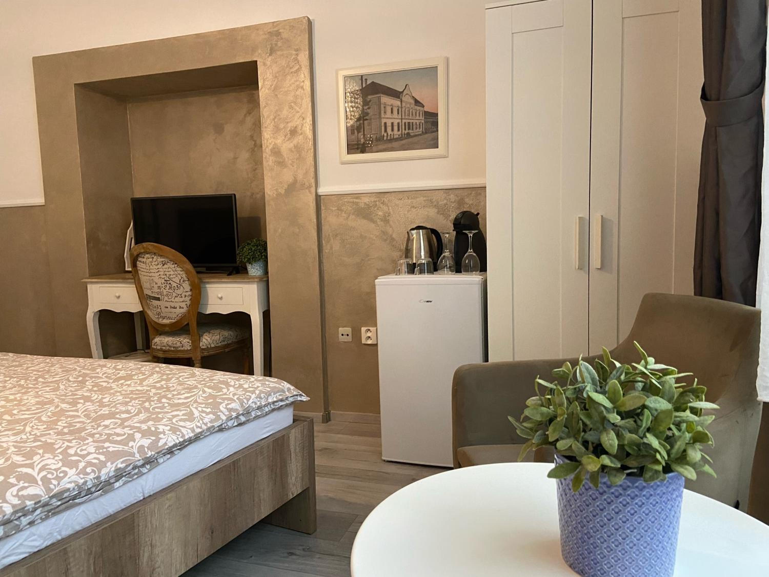 Standard Double Room photo 3