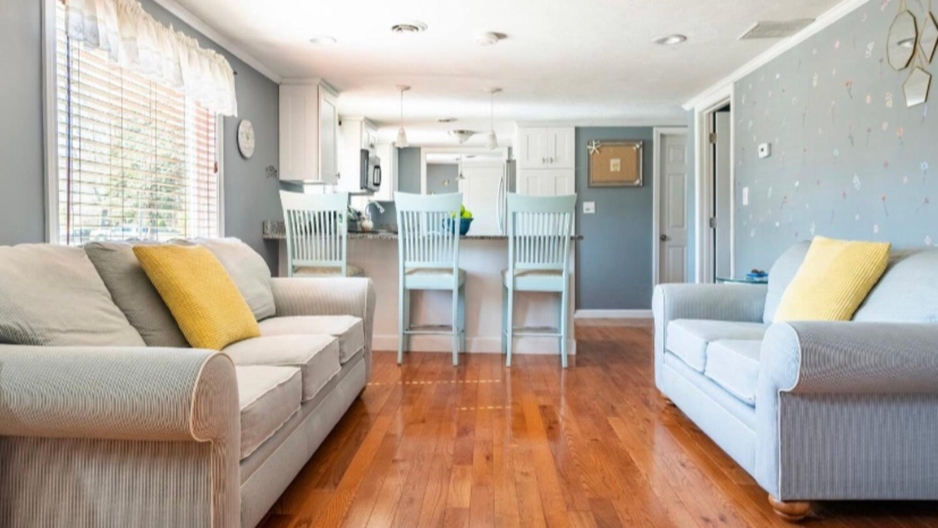Three-Bedroom House photo 1