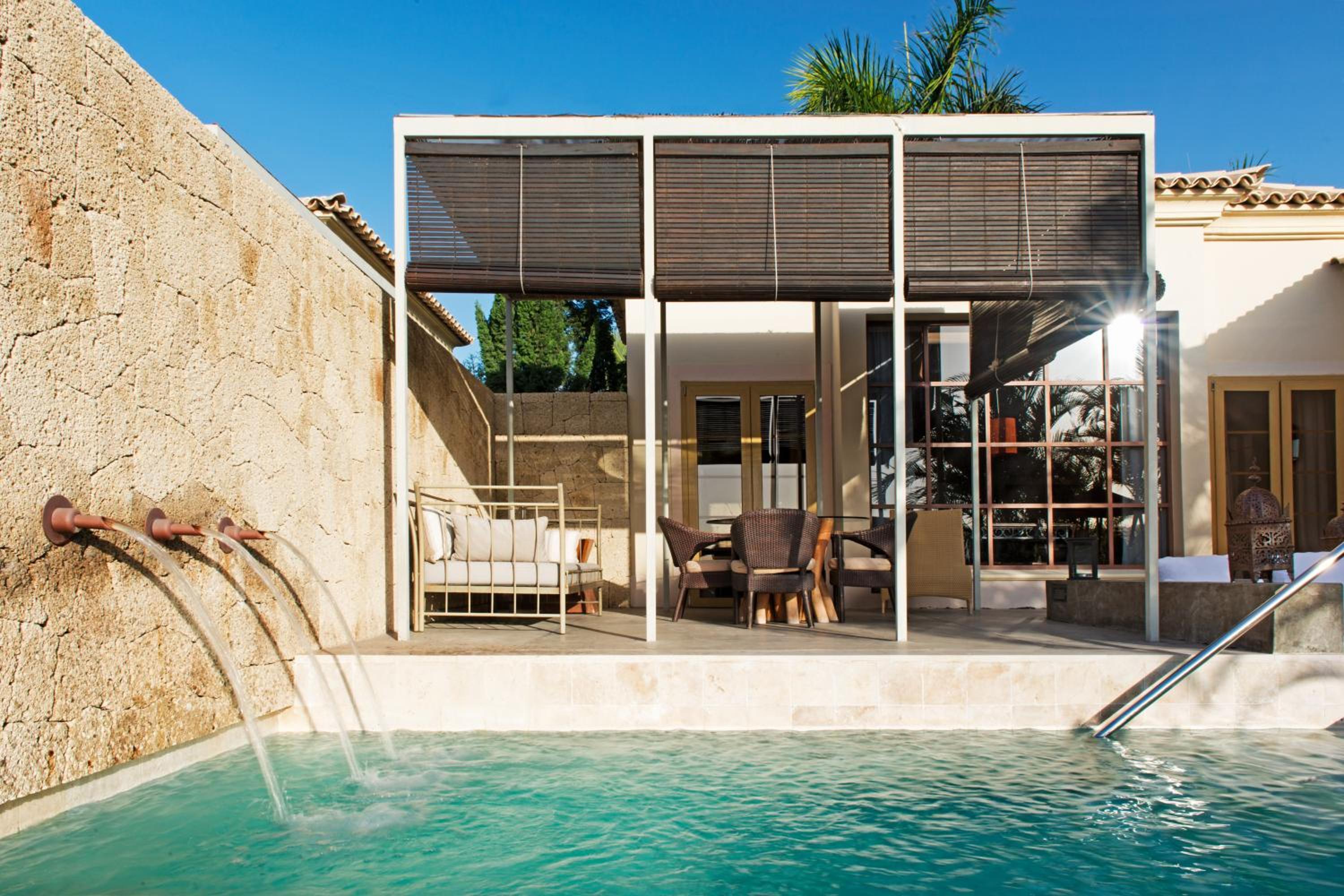 Villa Palmera (3 adults)