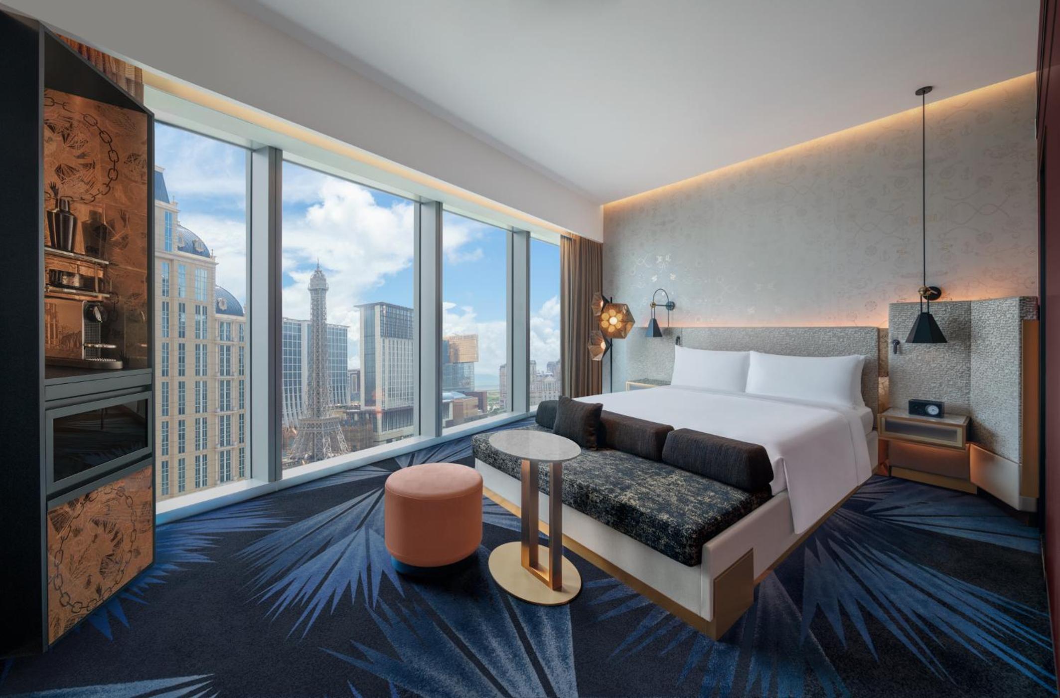 King Room with City View