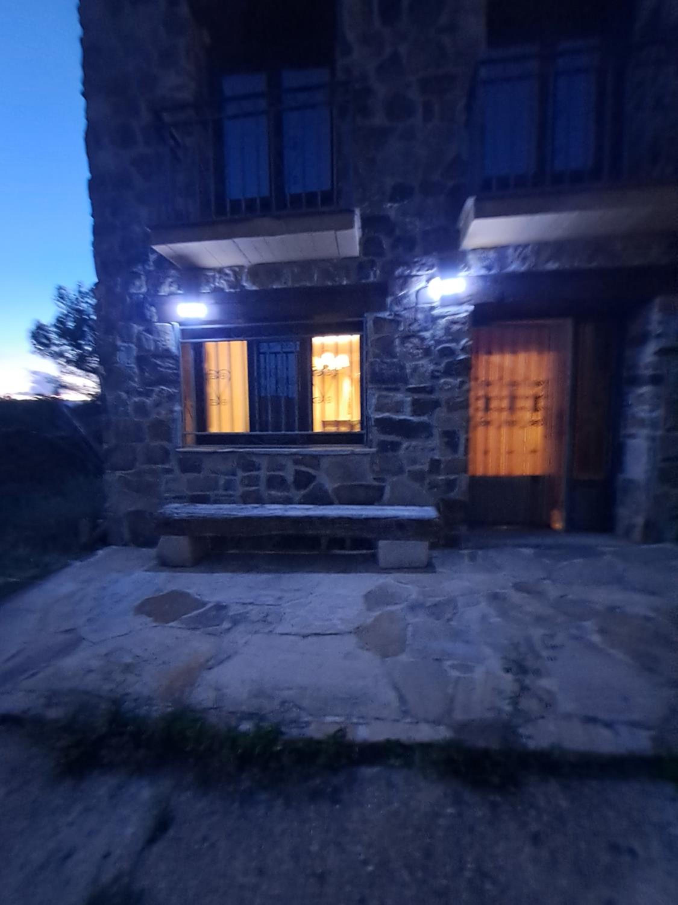 Three-Bedroom House photo 2