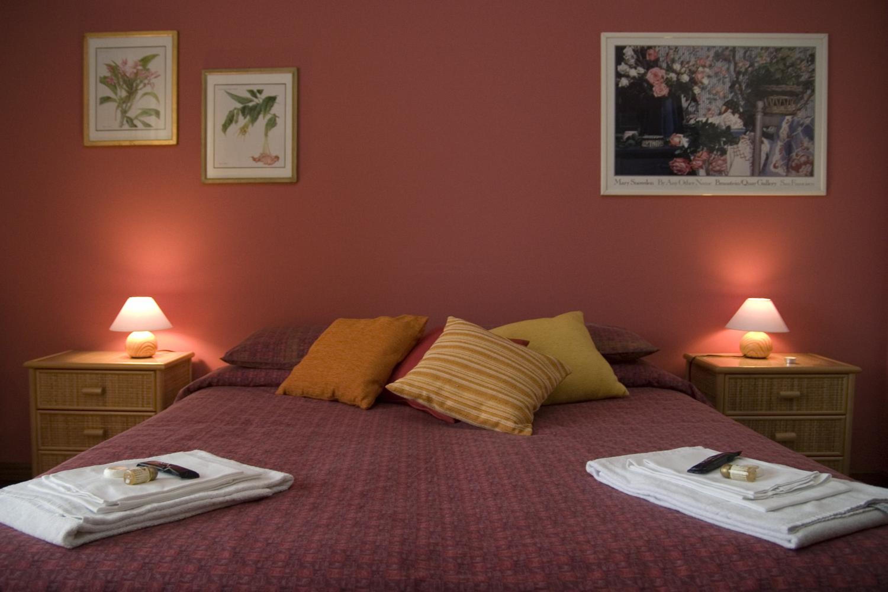 Deluxe Double Room with Balcony - Photo 6