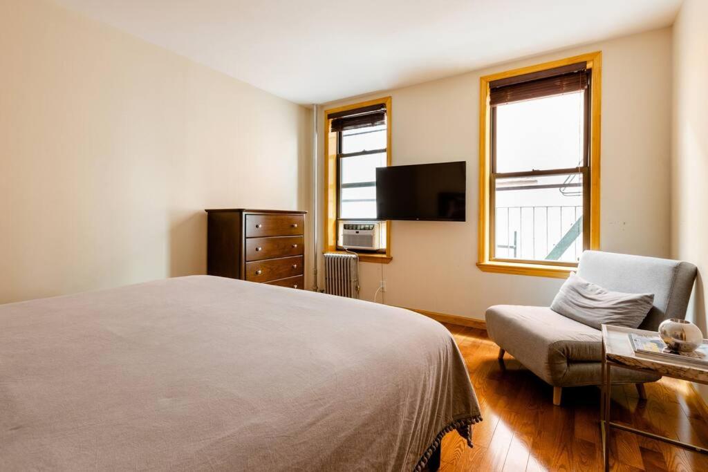 Two-Bedroom Apartment photo 1