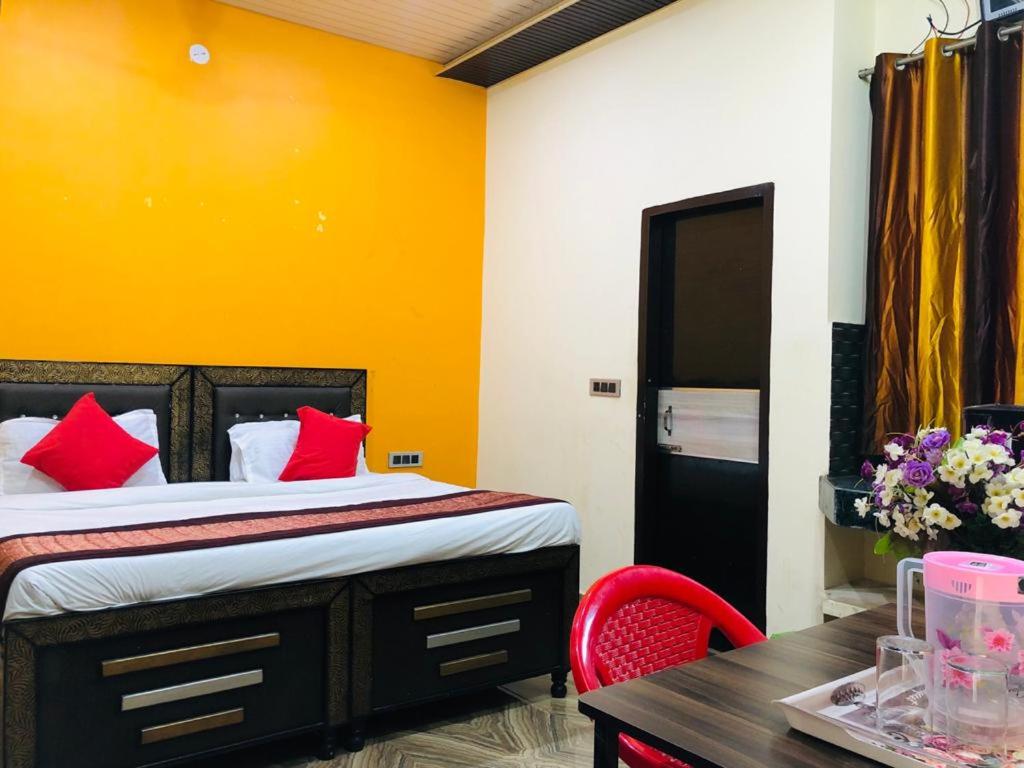 Deluxe Double Room photo 2
