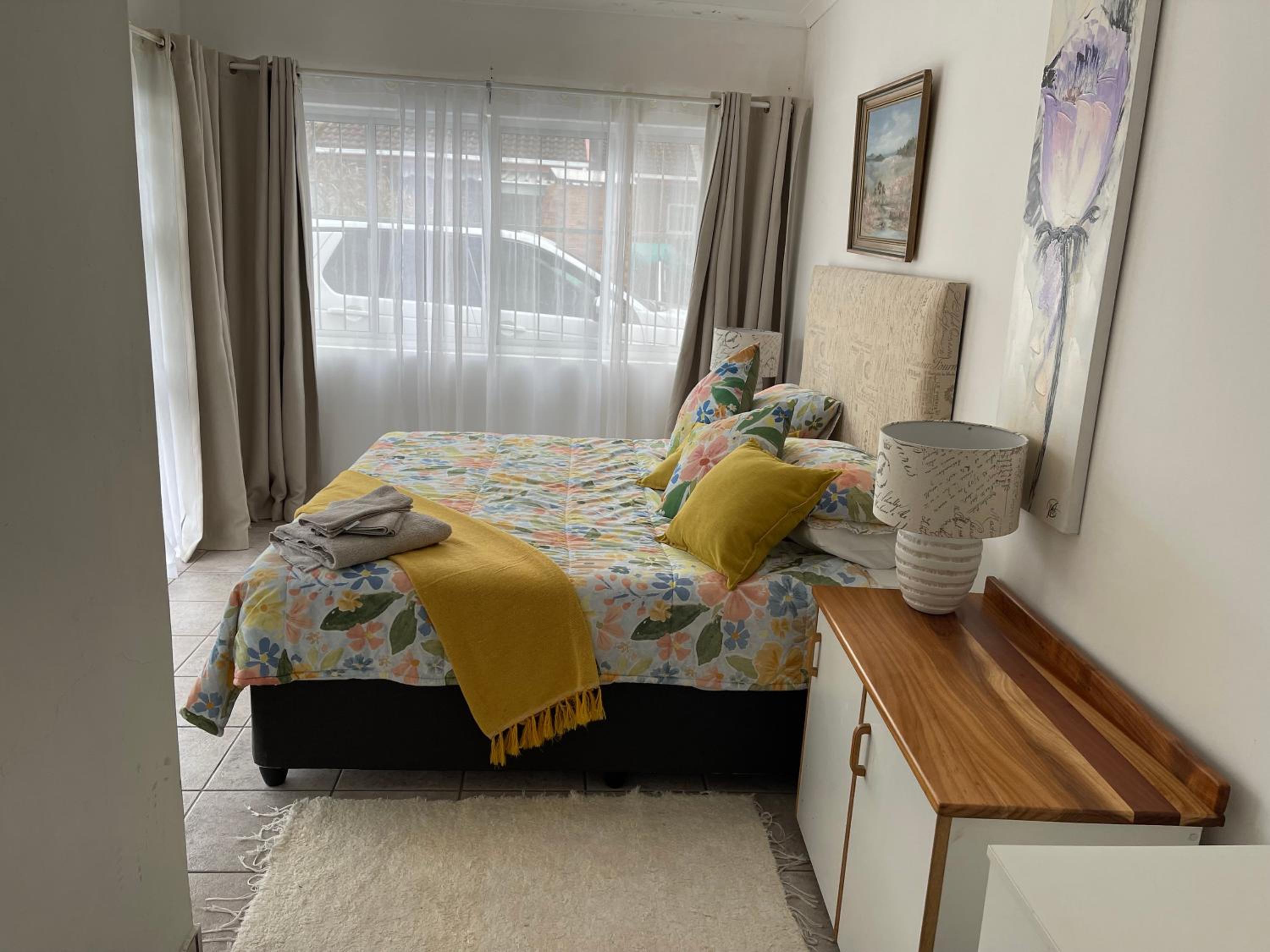 Three-Bedroom Apartment photo 1