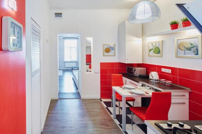 Deluxe One-Bedroom Apartment with City View photo 2