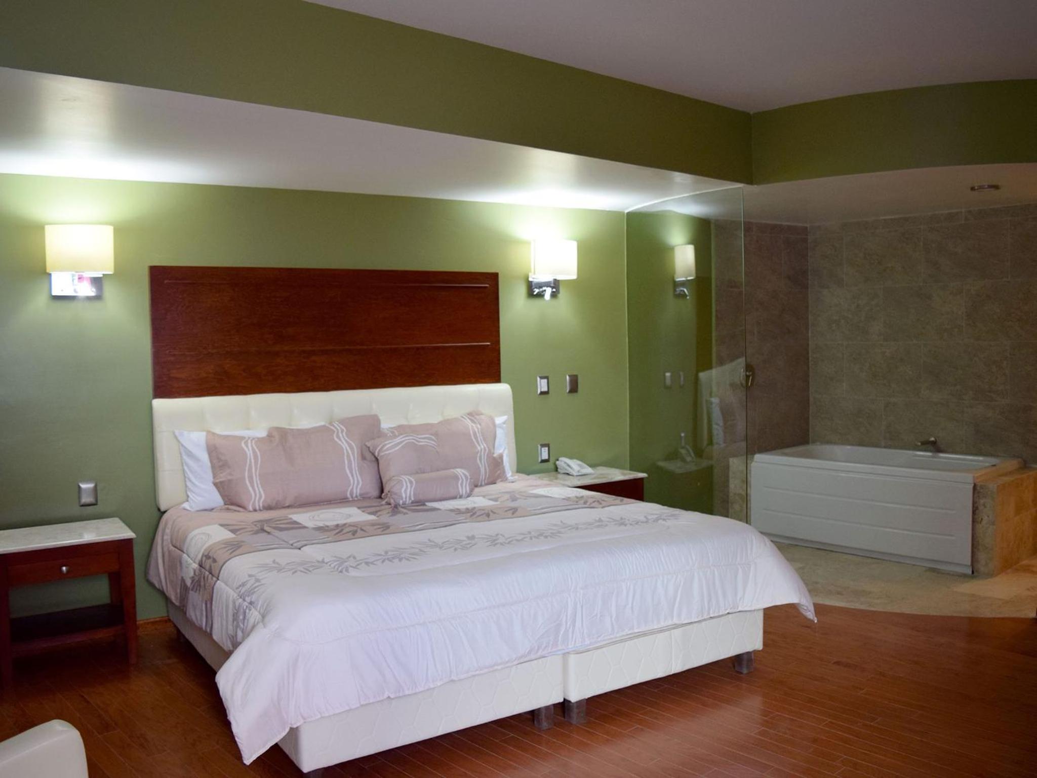 Queen Suite