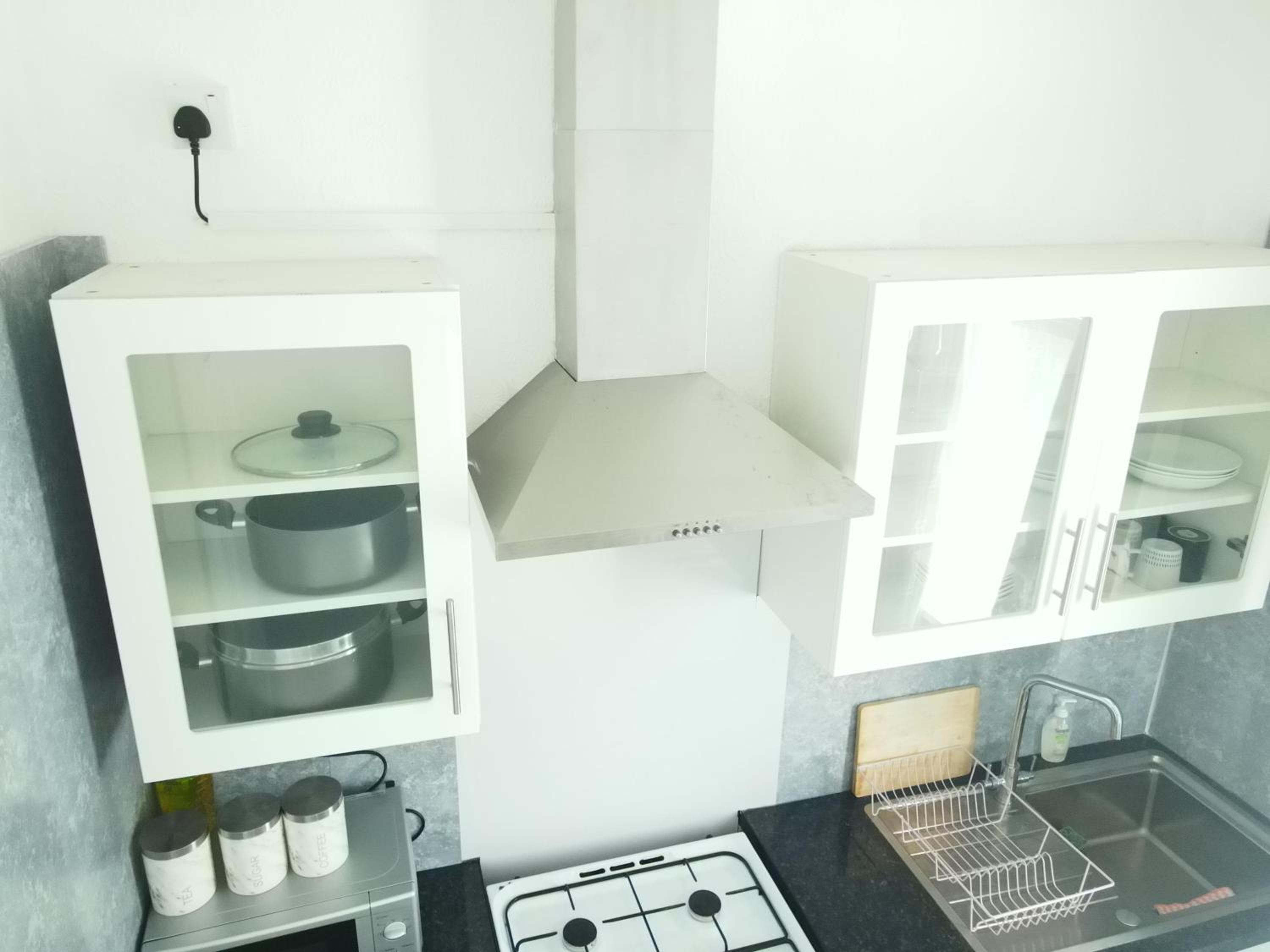 Apartment photo 2