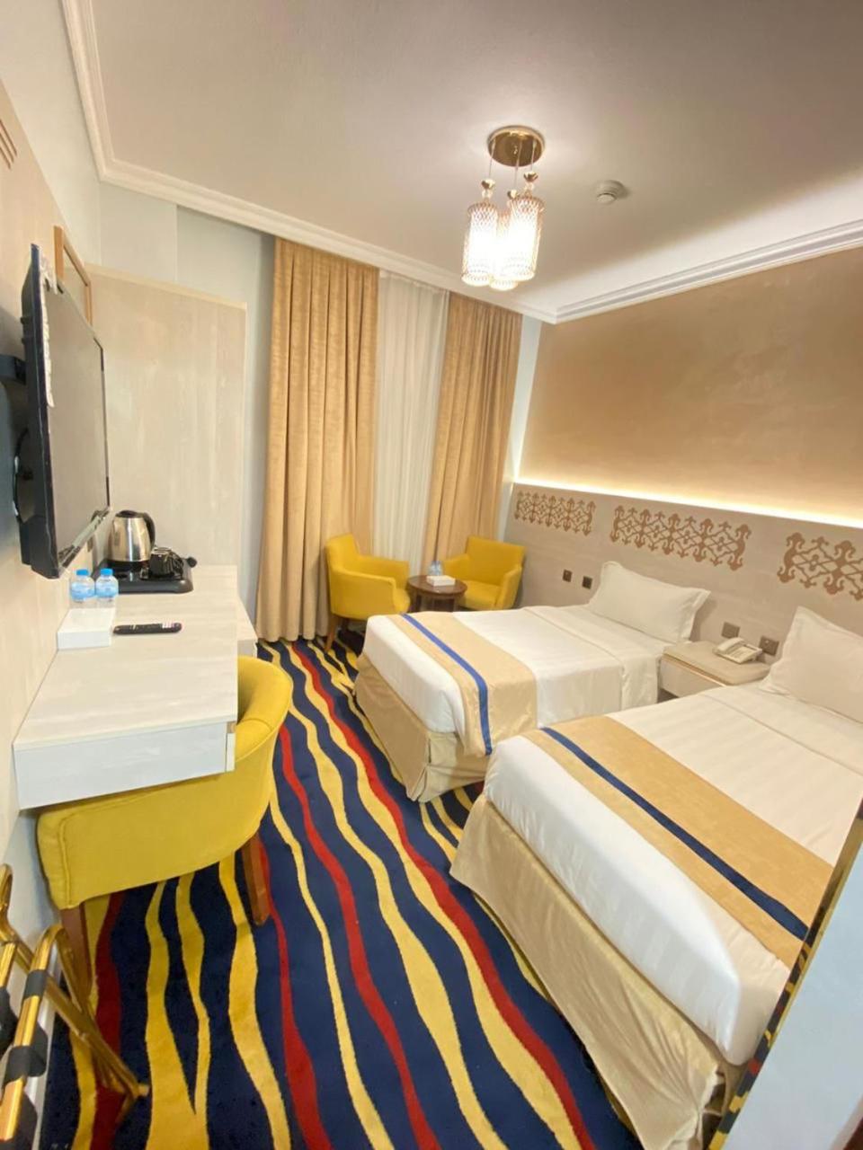 Deluxe Double or Twin Room photo 1
