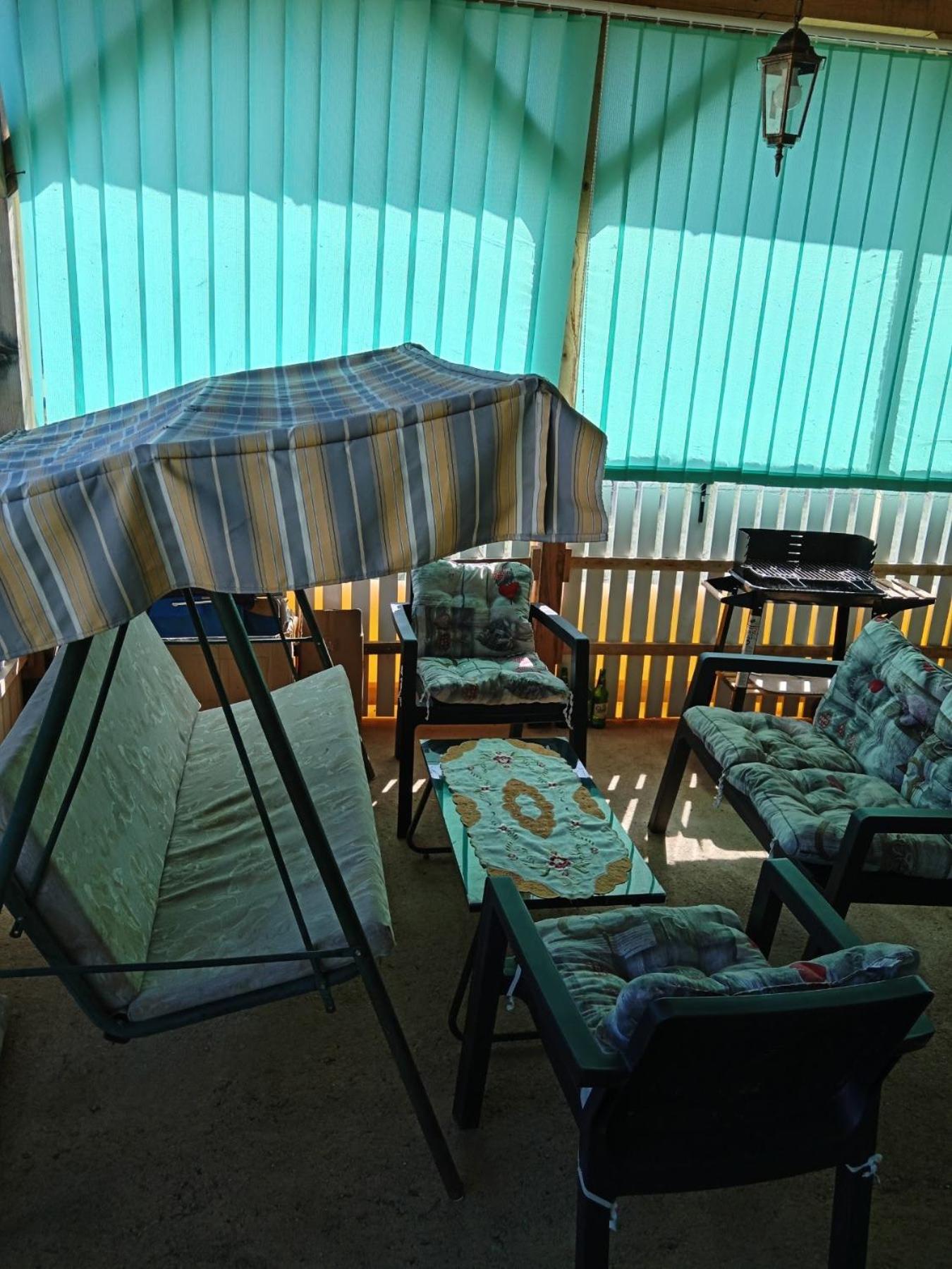 Mobile Home photo 3