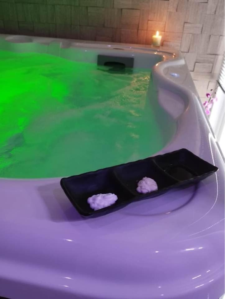 King Room with Spa Bath photo 3