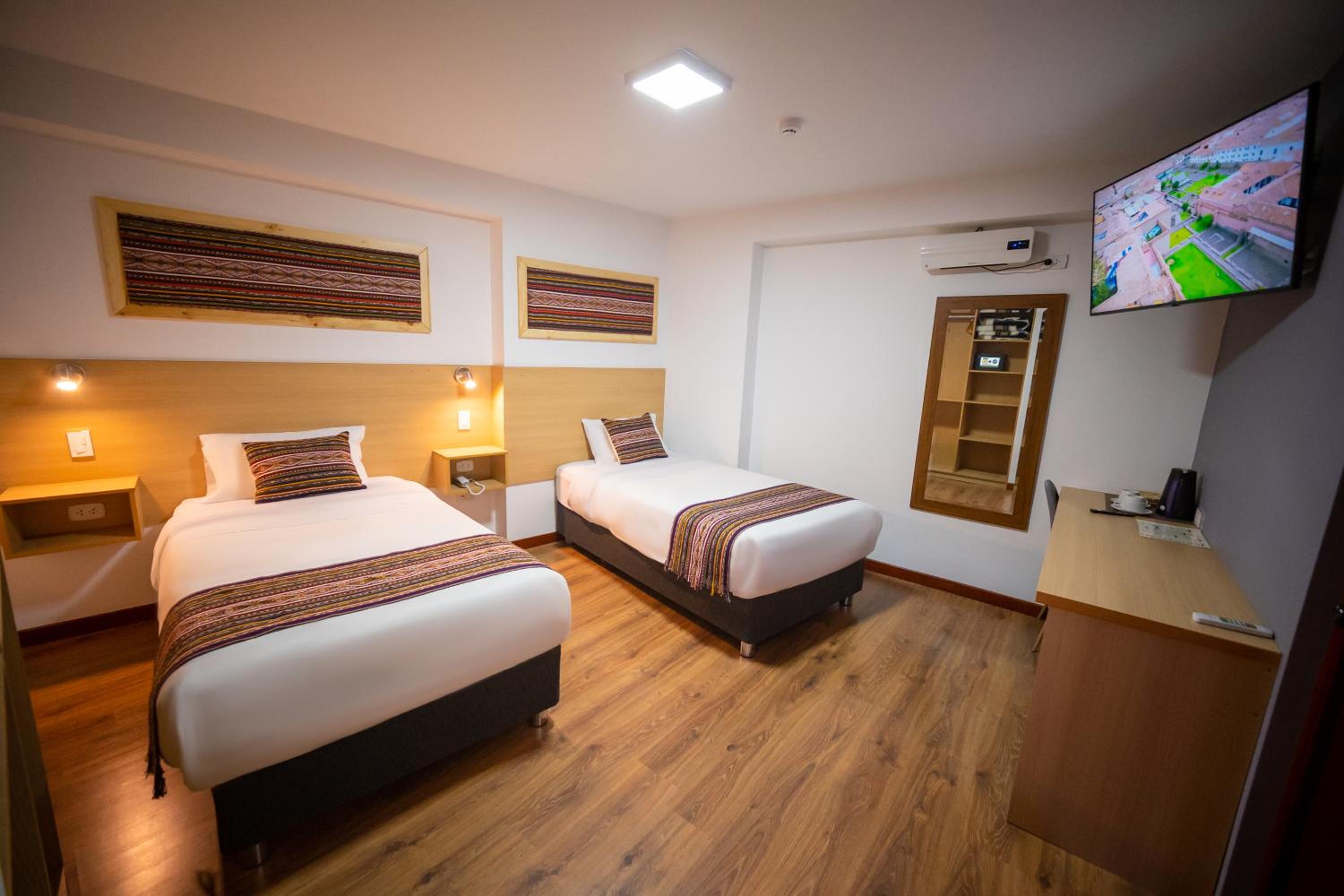 Standard Double Room with Two Double Beds - Photo 2