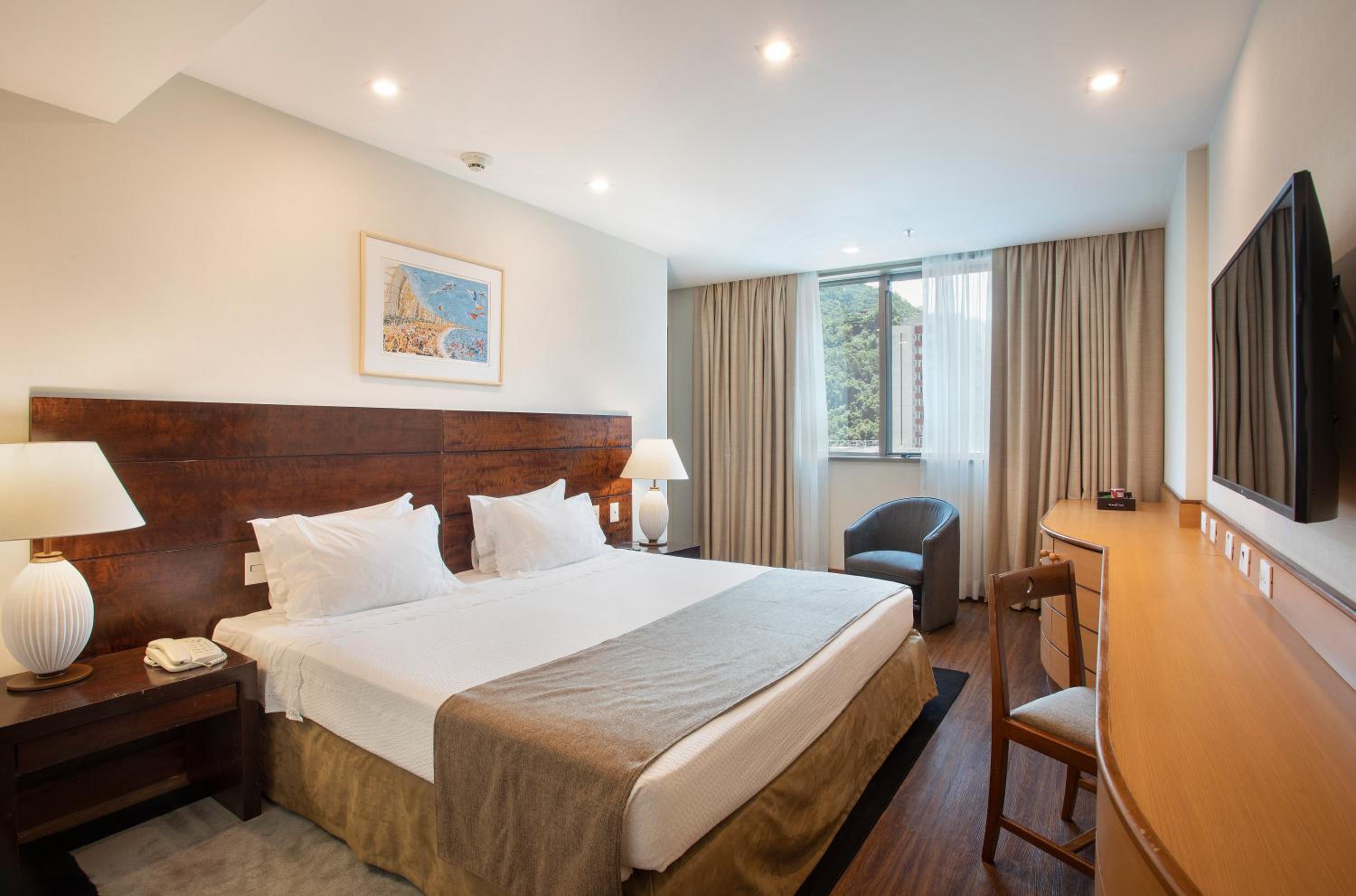 Executive Suite with City View