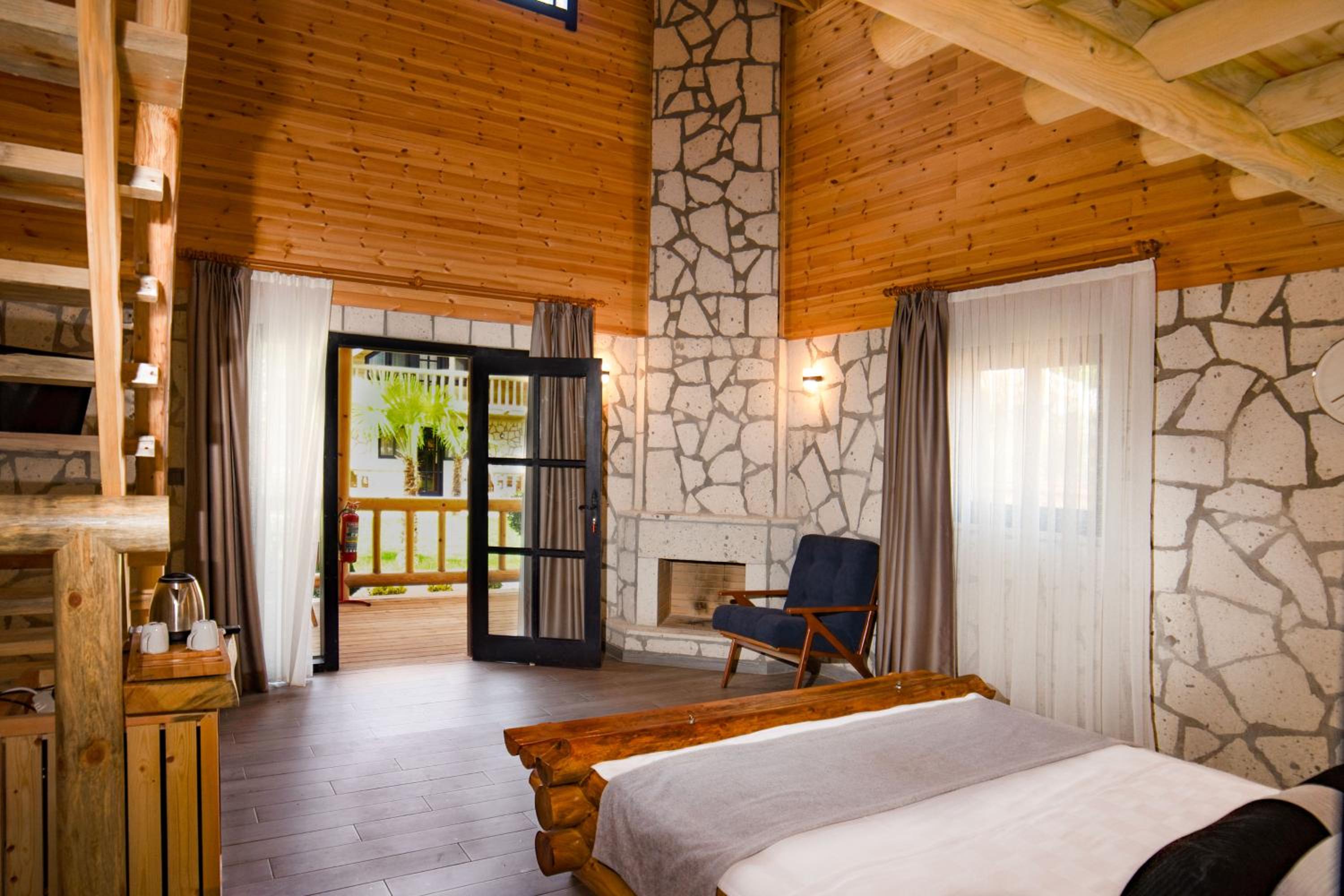 Two-Bedroom Chalet - Photo 11