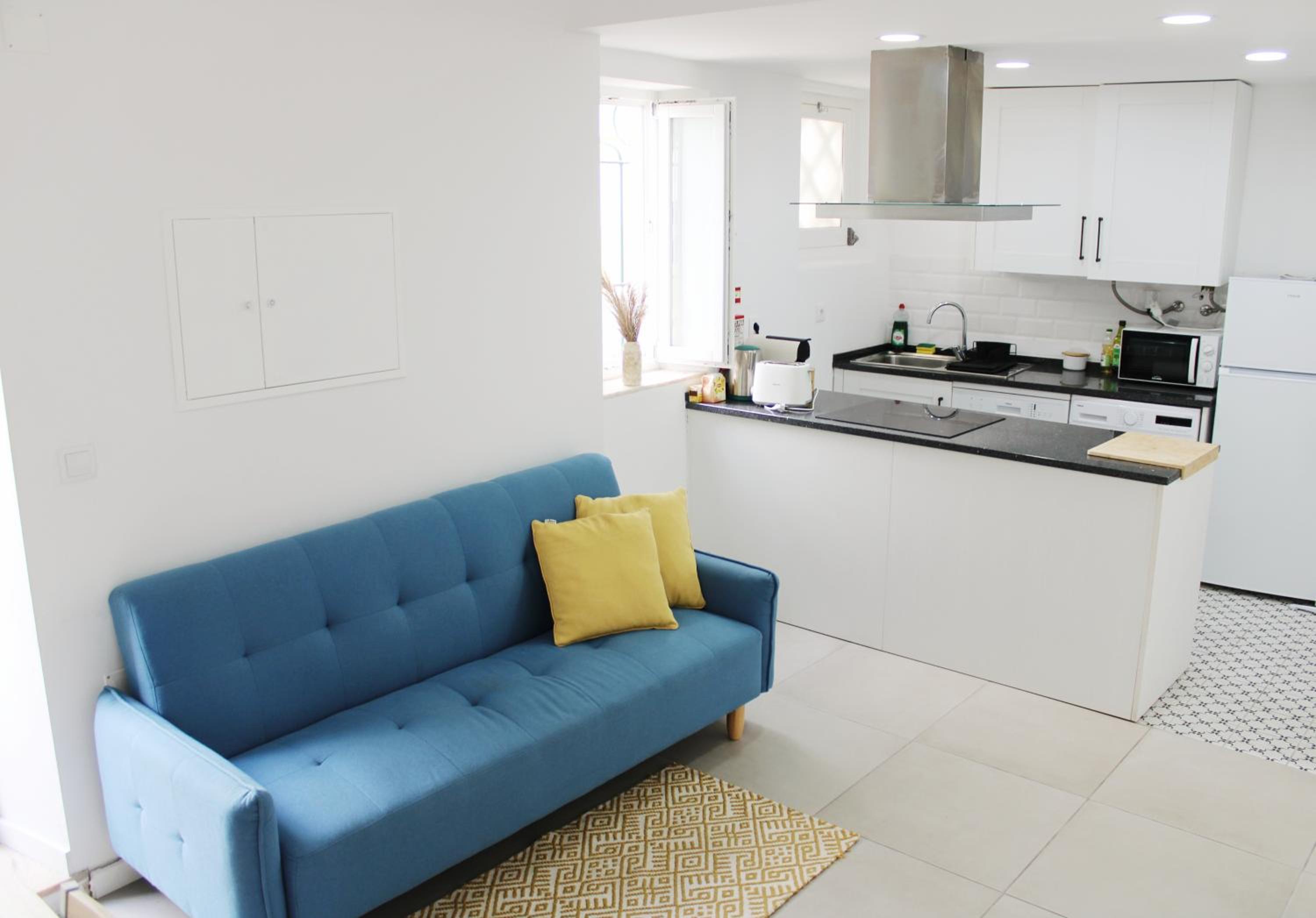 Two-Bedroom House - Photo 6