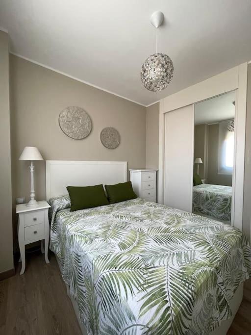 One-Bedroom Apartment photo 3