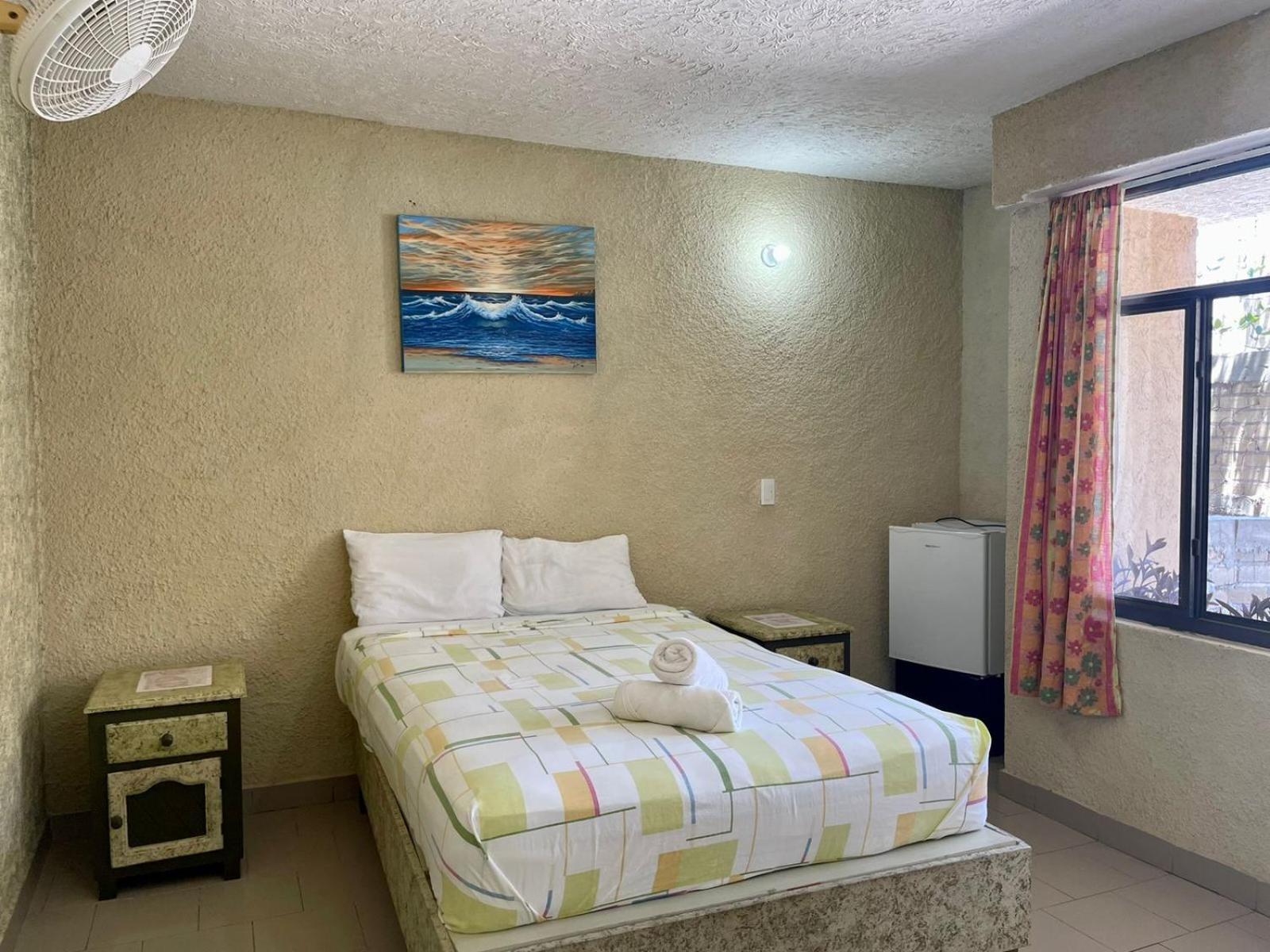 Standard Queen Room