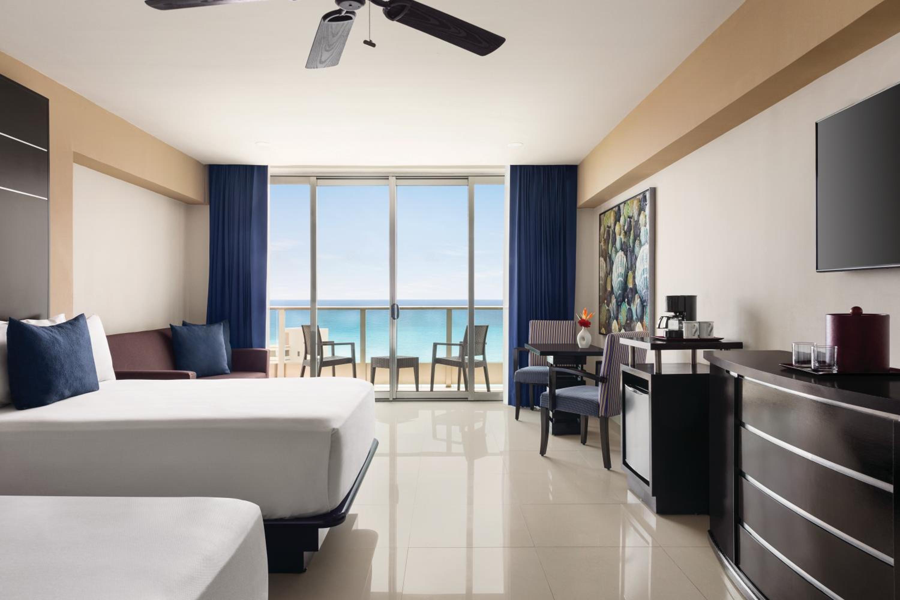 Luxury Suite Two Double Beds photo 1