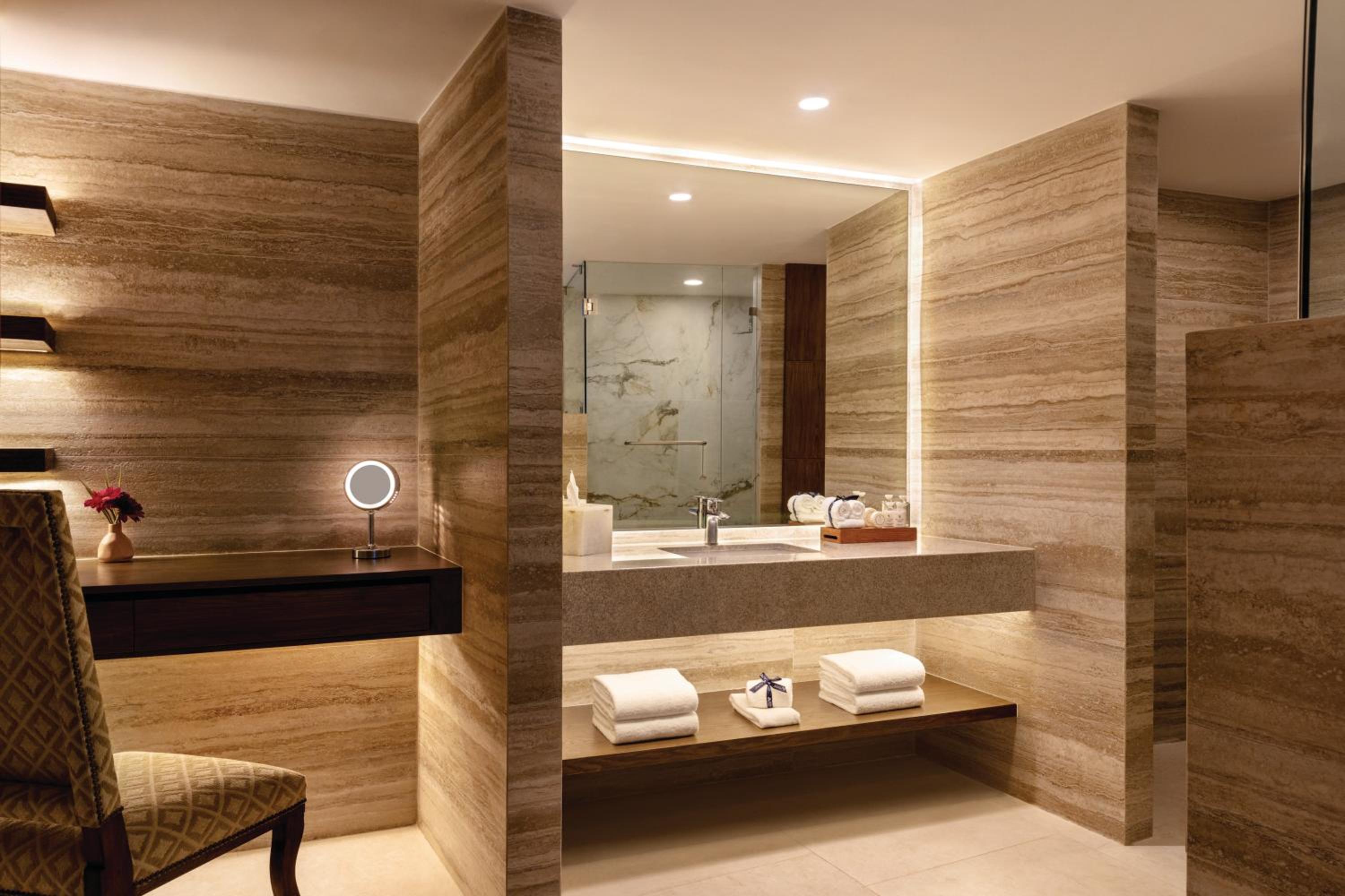 Double Room with Whirlpool photo 3