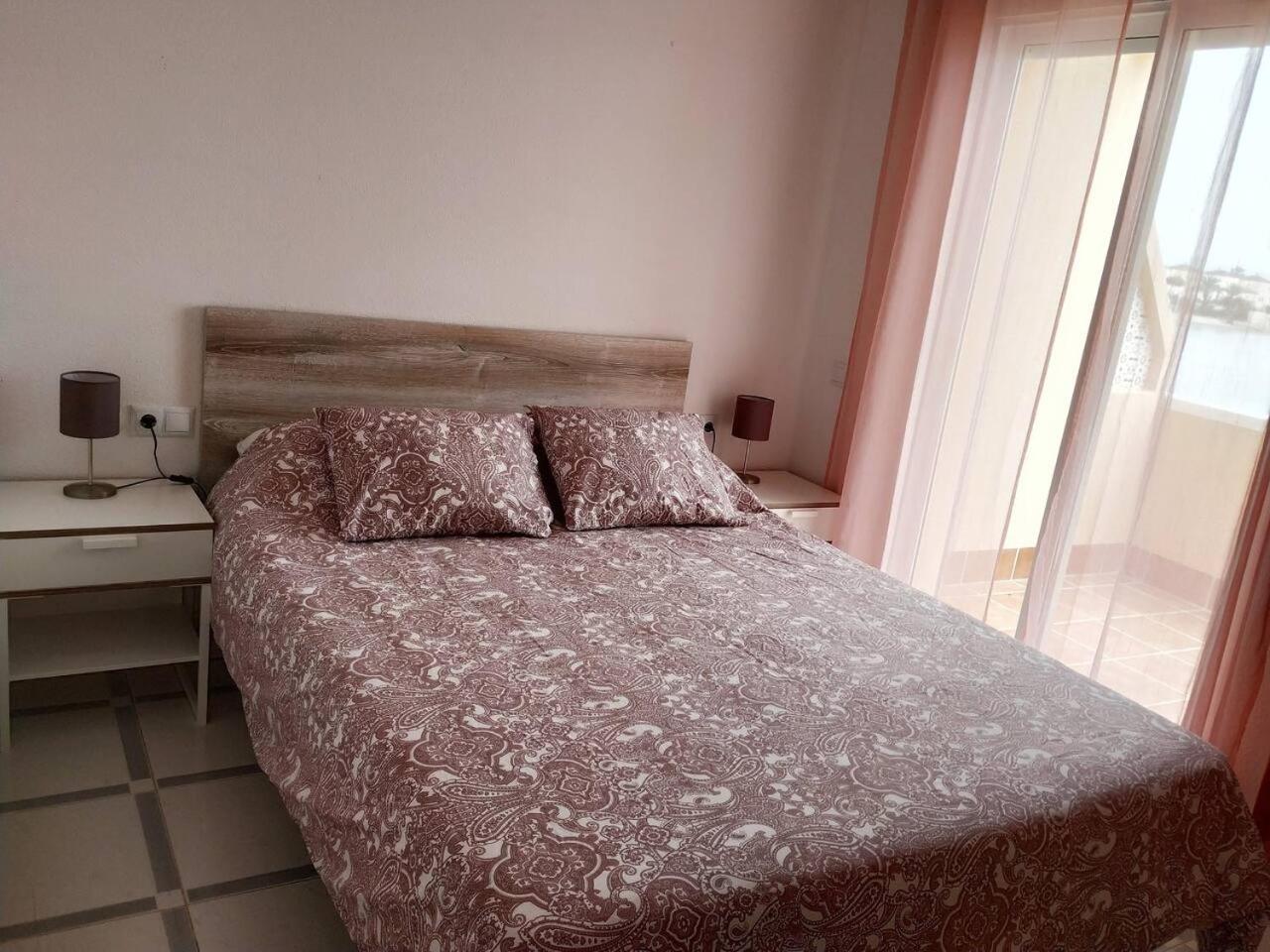 Two-Bedroom House photo 2