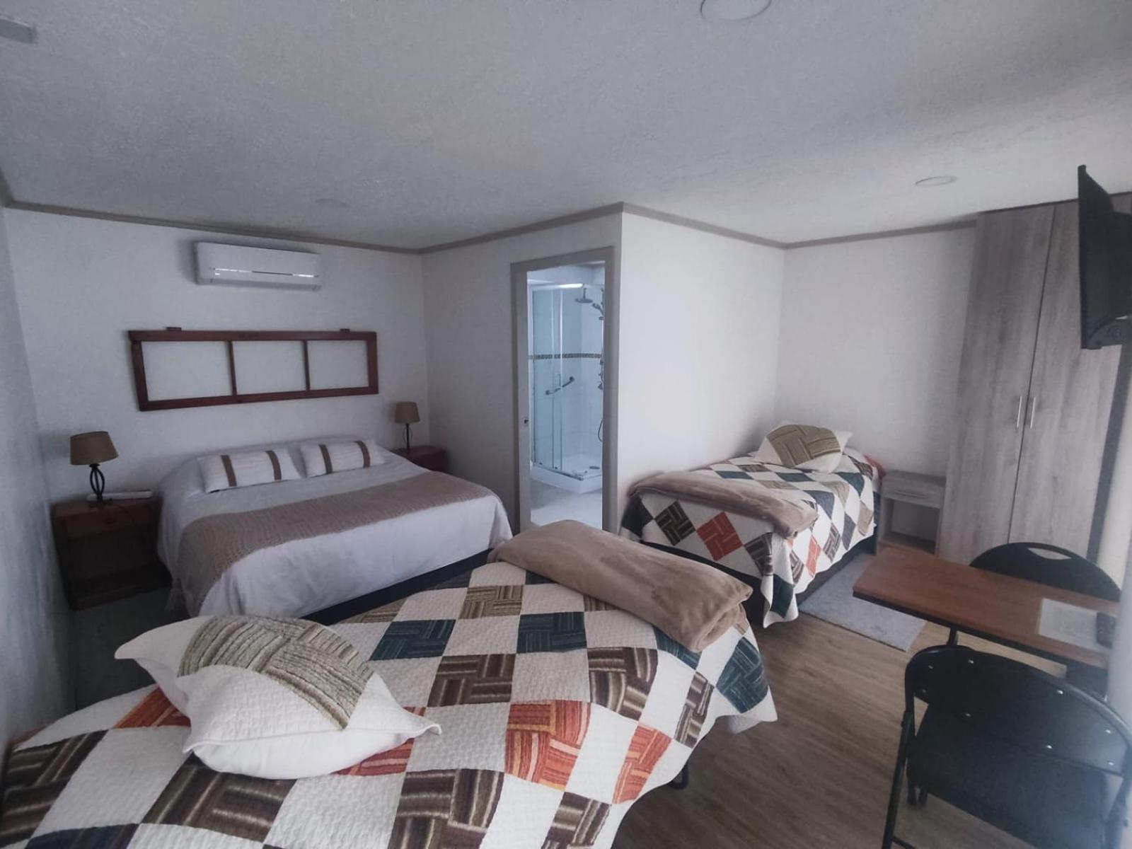 Superior Double Room with Private Bathroom photo 2