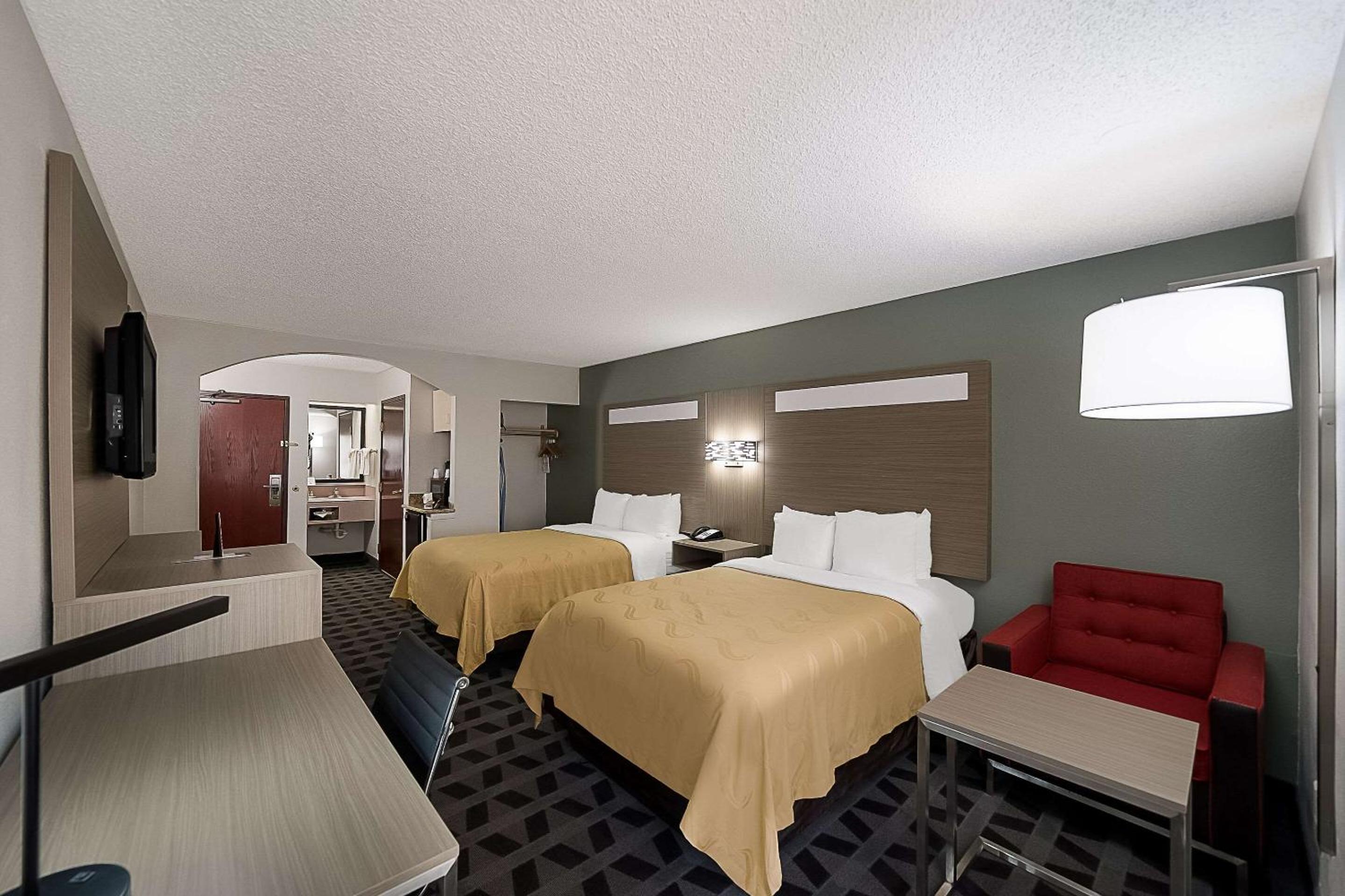 Double Room with Two Double Beds - Non-Smoking - Photo 1