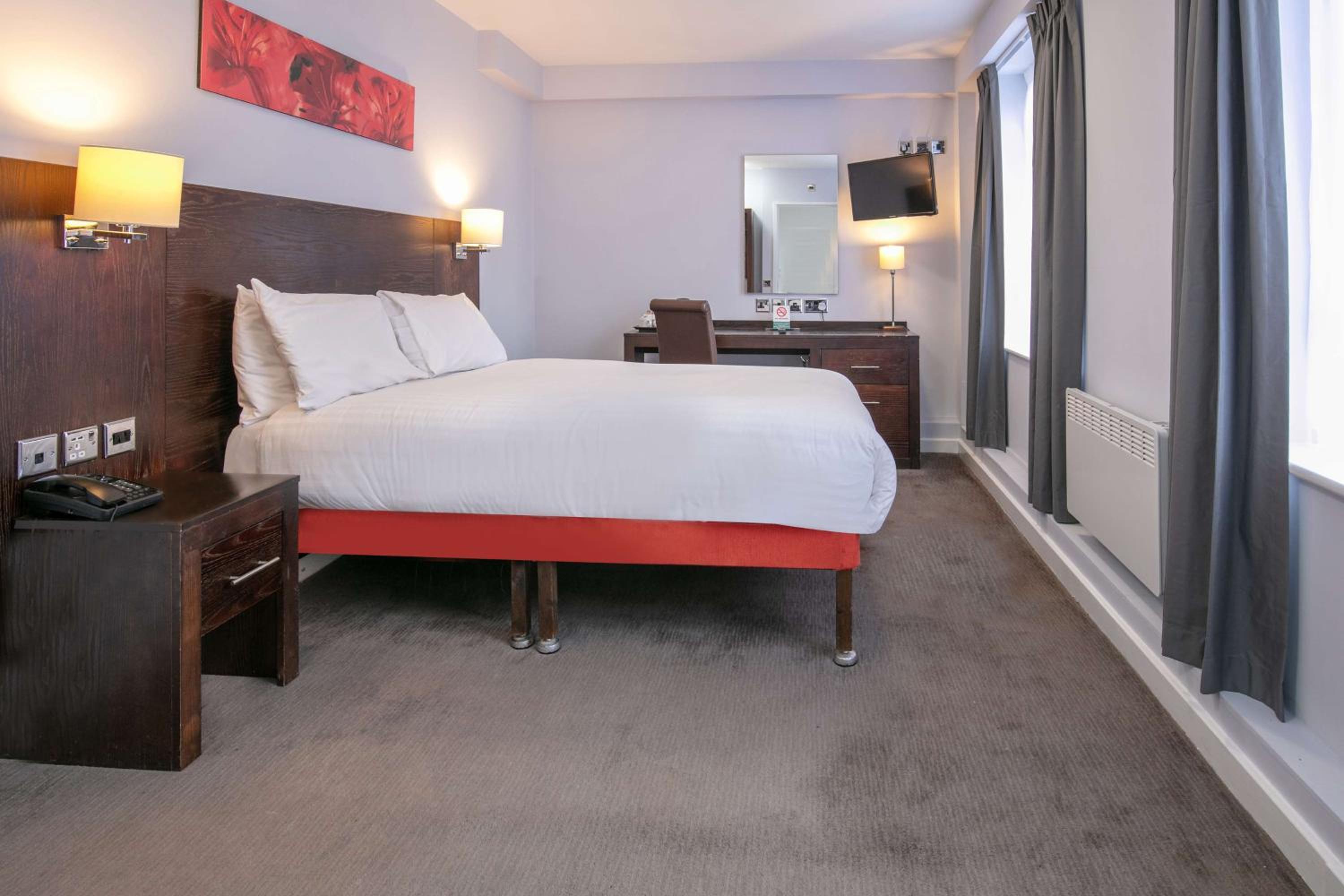 Double Room - Disability Access - Photo 1