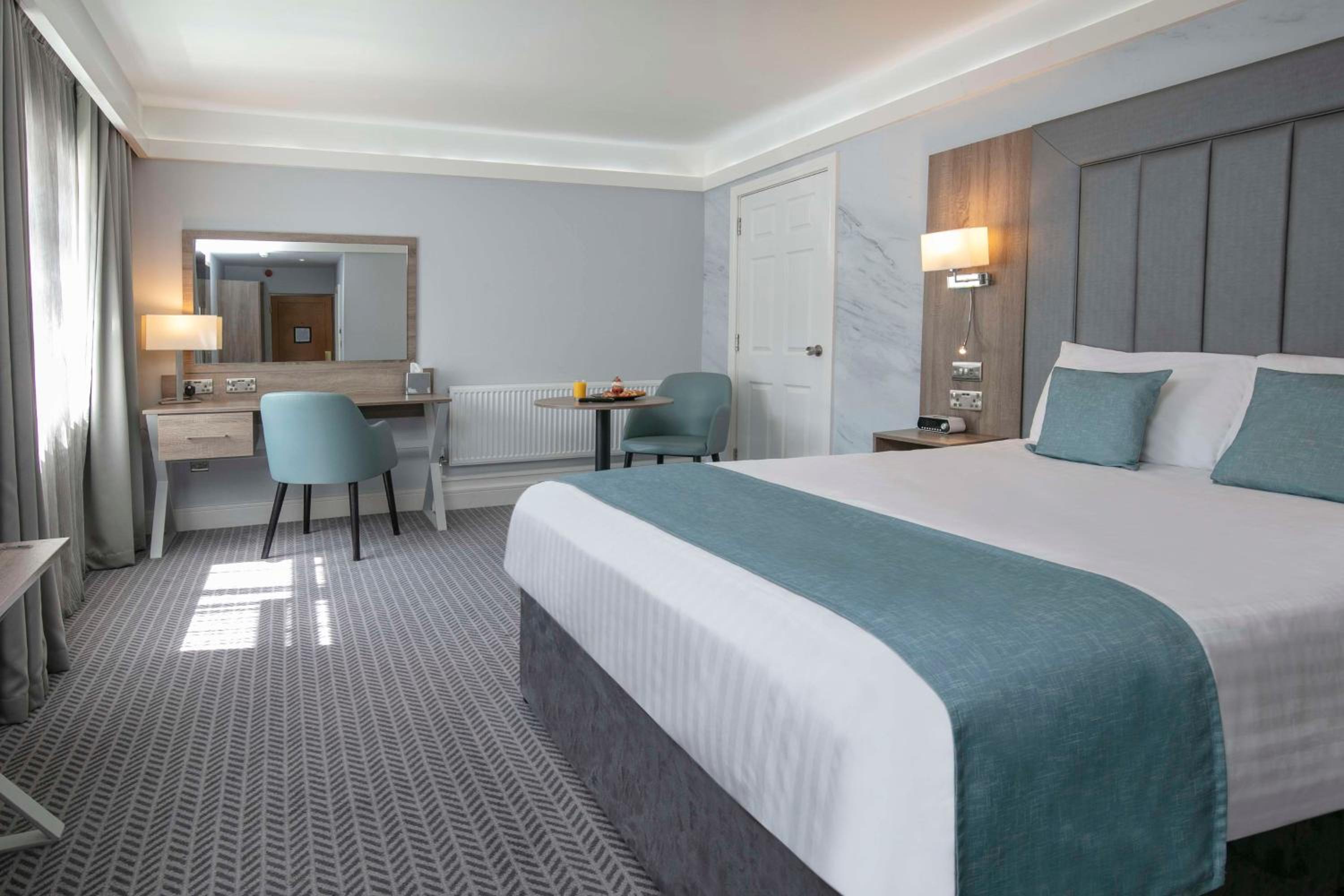 Deluxe Double Room - Non-Smoking - Photo 1
