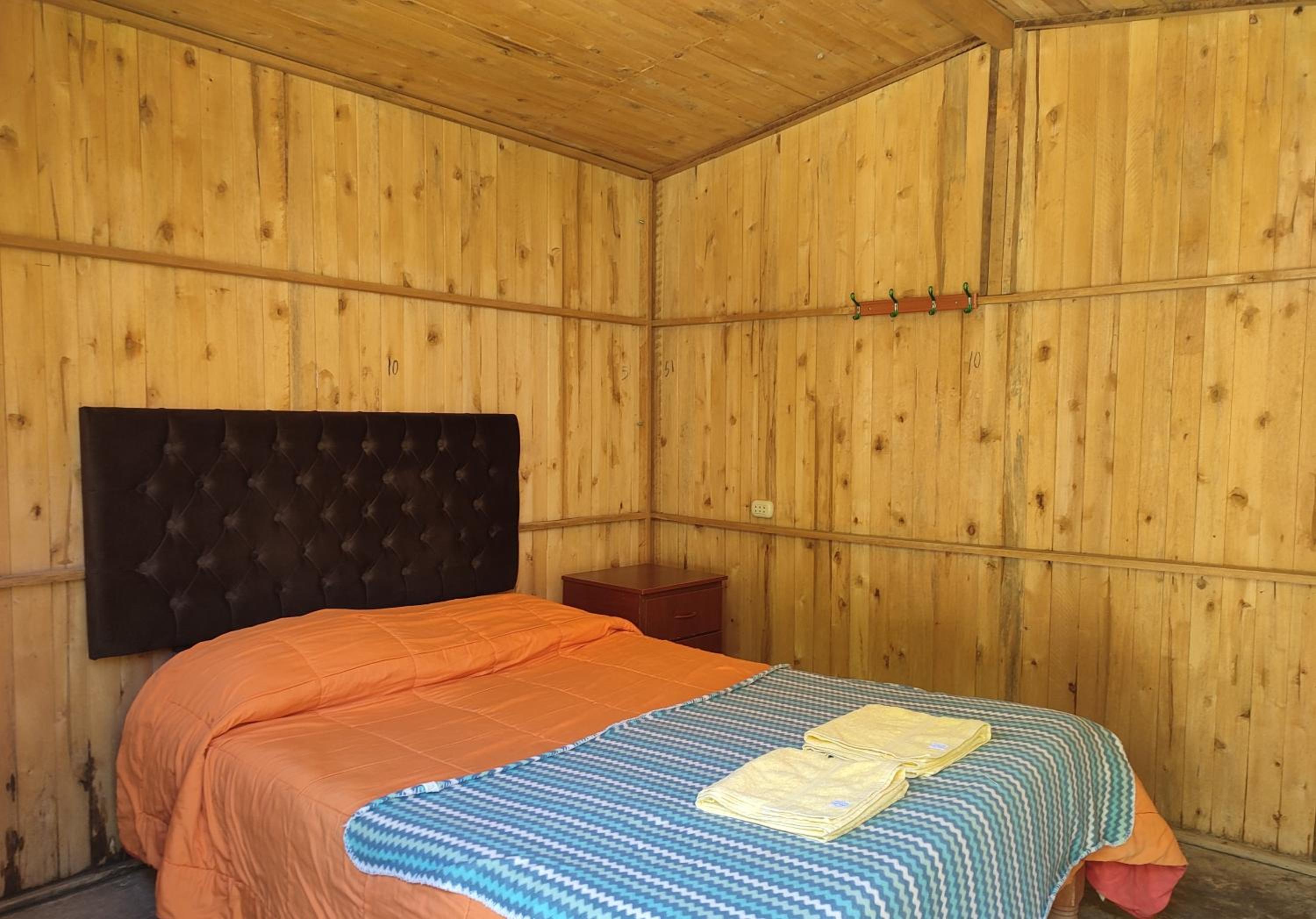 Double Room with Shared Bathroom photo 2