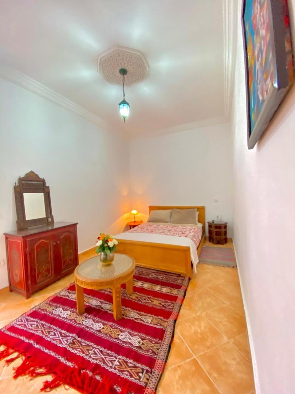 Standard Double Room - Photo 3
