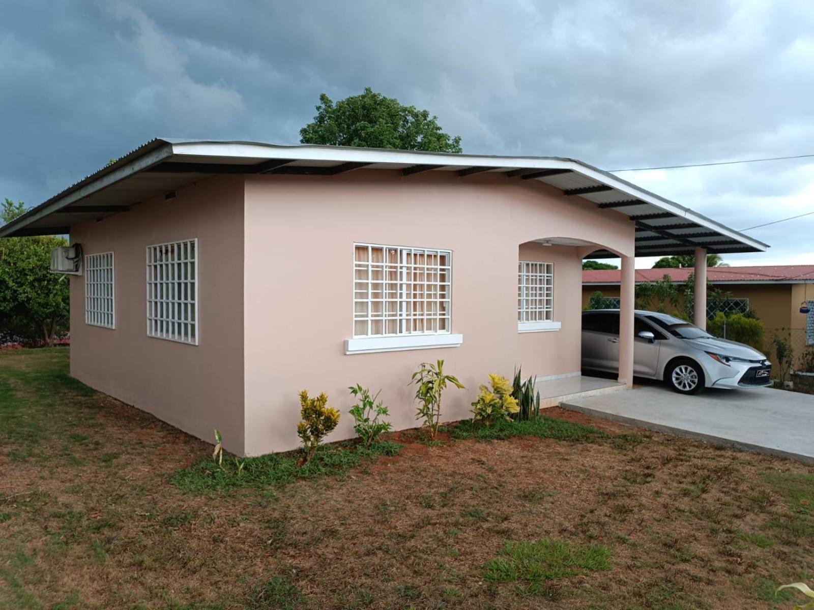 Two-Bedroom House photo 3