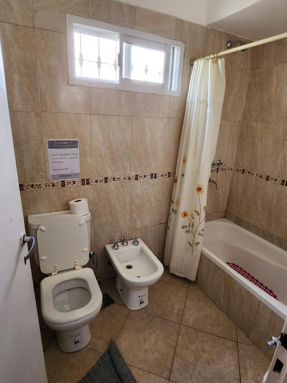 Three-Bedroom House photo 2