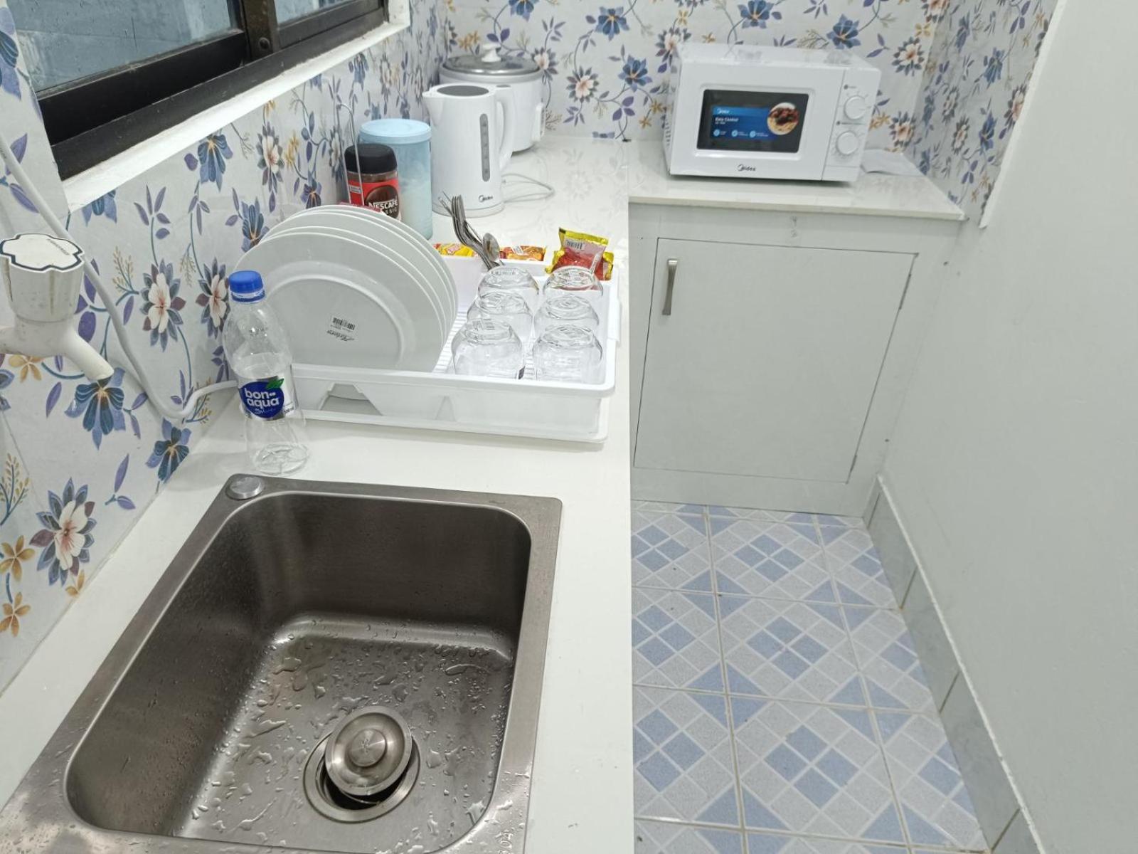 Double Room with Private Bathroom photo 2
