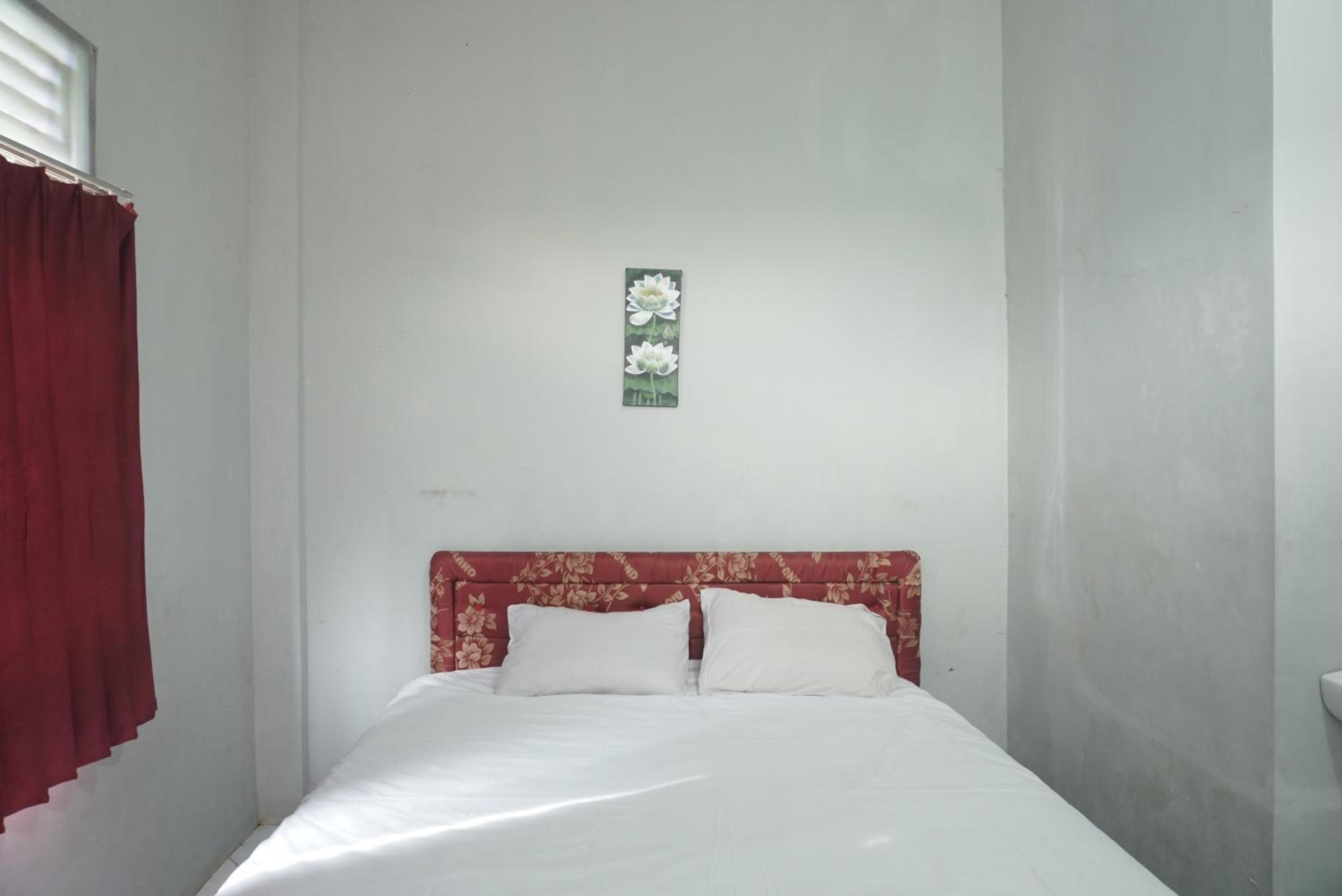 Double Room - Photo 11
