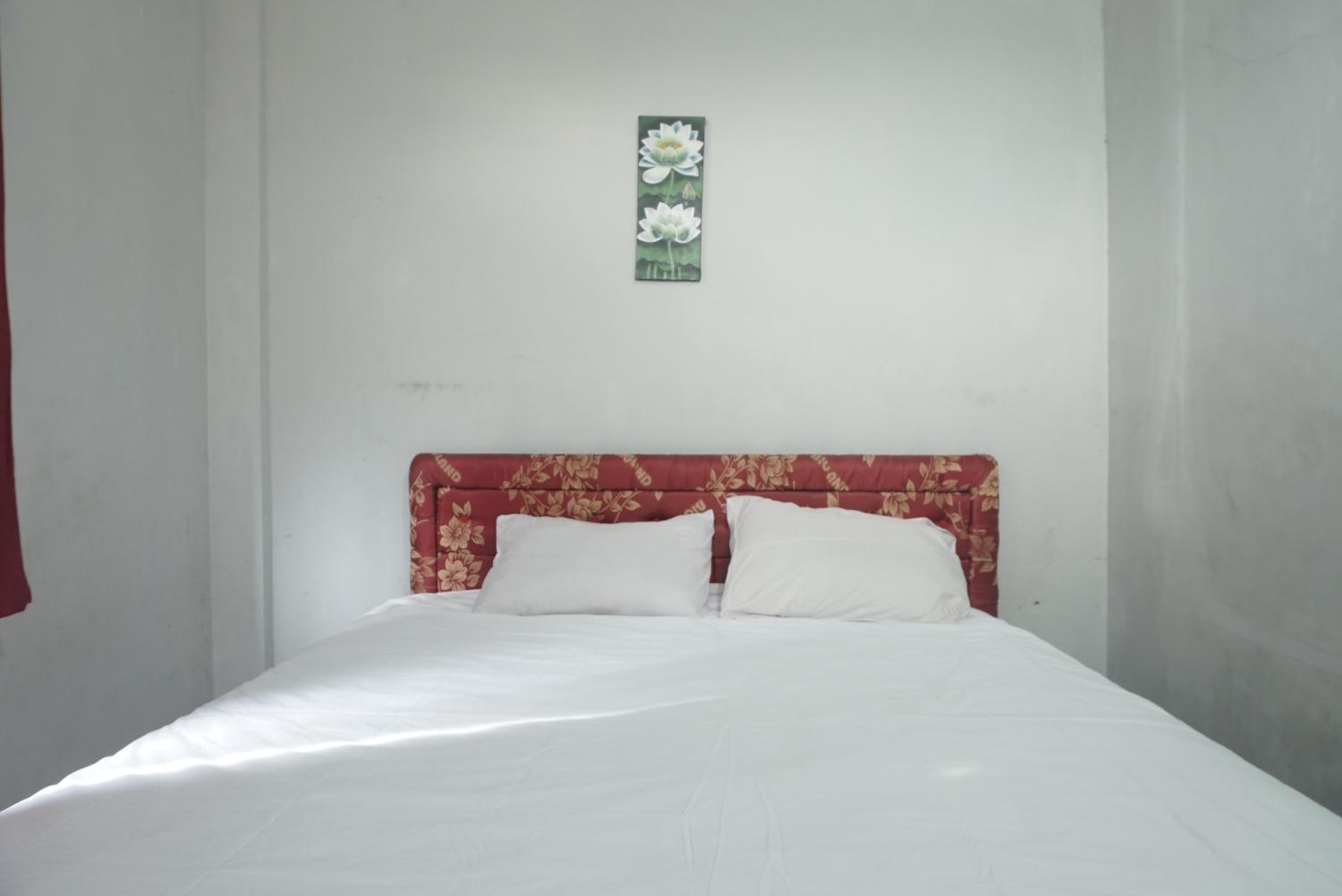 Double Room - Photo 8